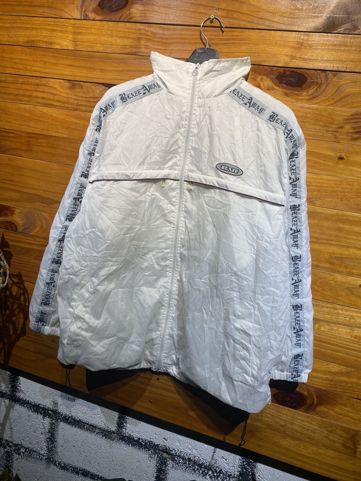 Japanese Brand Blaze Away Fogaty Free Spirit White Windbreaker Jacket Size US M / EU 48-50 / 2 - 4 Thumbnail