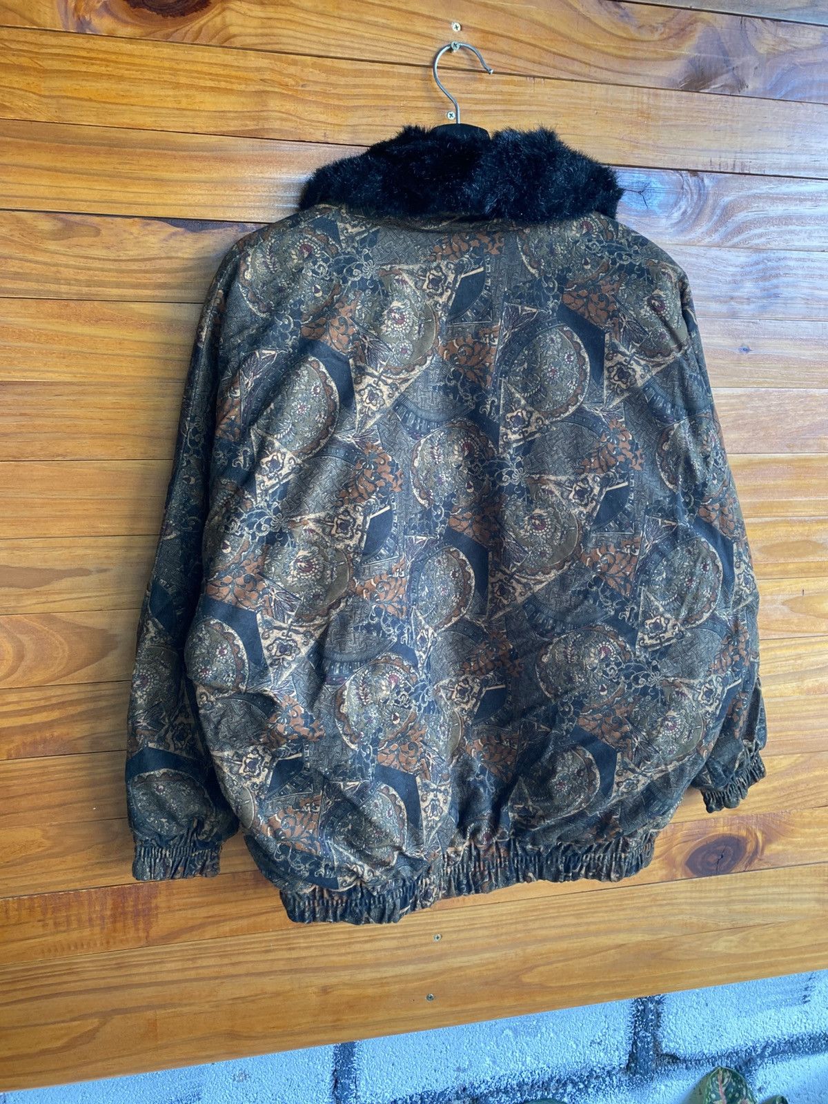 Vintage 1980s–1990s Baroque Pattern Bomber Jacket Faux Fur Collar Size L / US 10 / IT 46 - 10 Thumbnail
