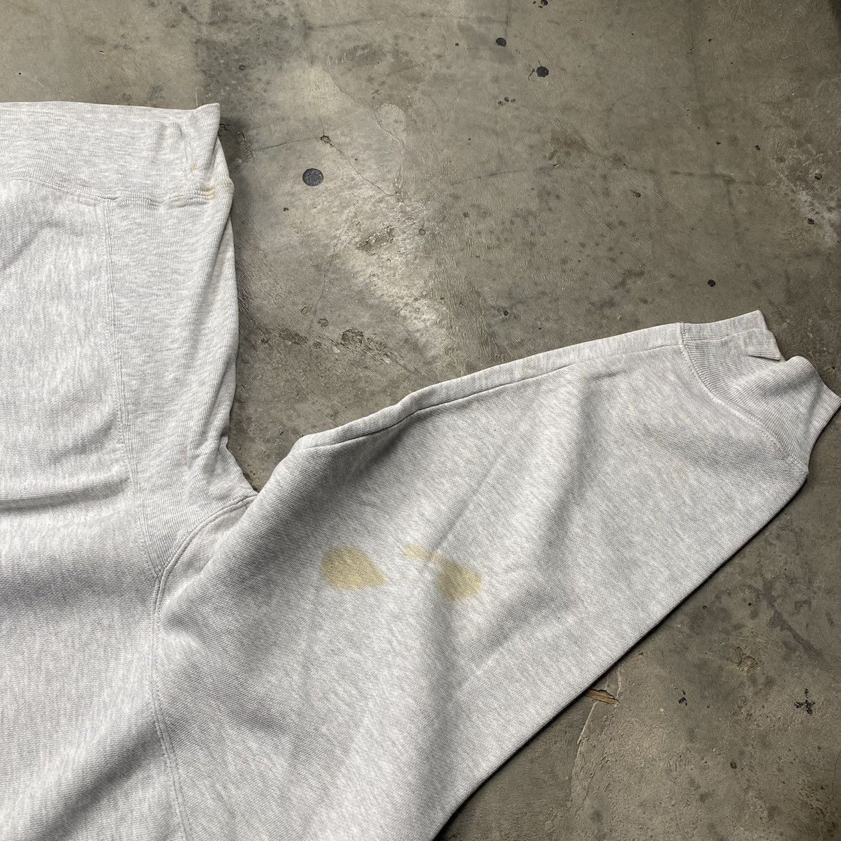 Champion Grail💥y2k Yale Reverse Weave Crewneck Size US L / EU 52-54 / 3 - 8 Thumbnail
