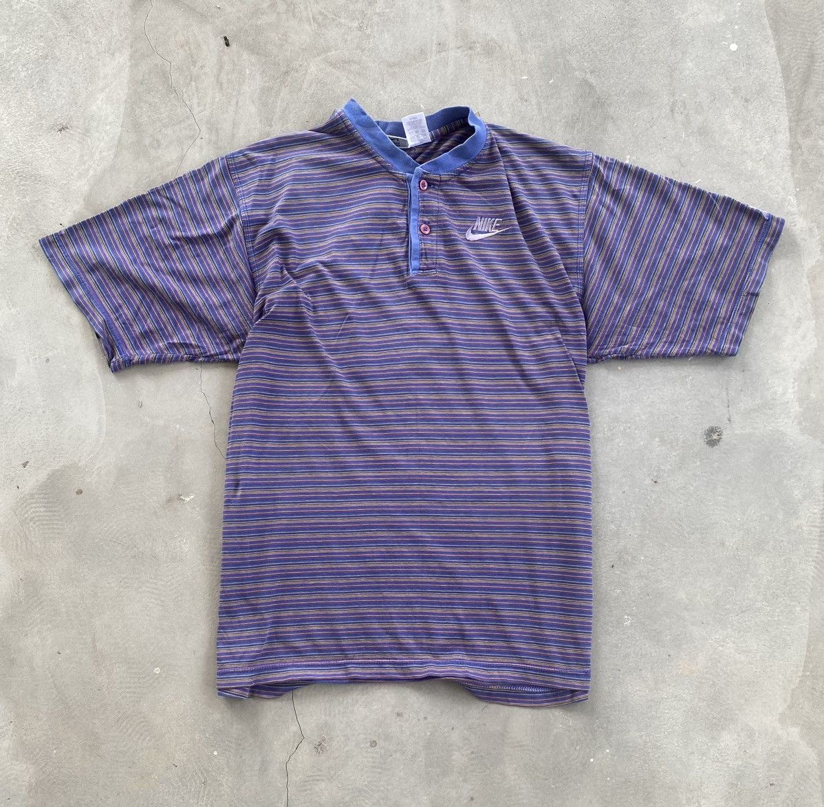 Nike VINTAGE 90S NIKE ACG BUTTON STRIPES TEE Size US L / EU 52-54 / 3 - 1 Thumbnail