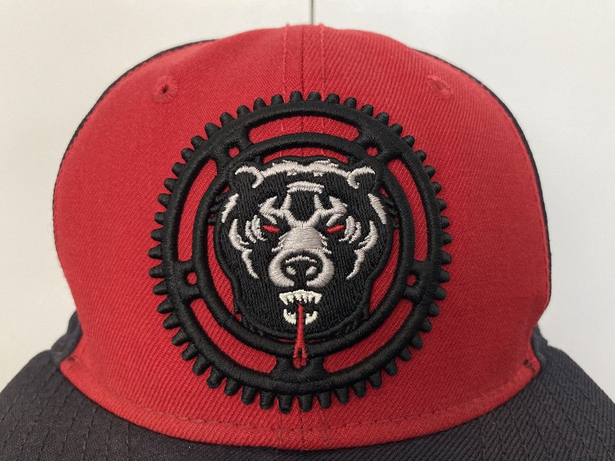 Mishka × New Era MISHKA MNWKA DEATH ADDER BEAR NEW ERA 59FIFTY SNAPBACK HAT Size ONE SIZE - 7 Thumbnail