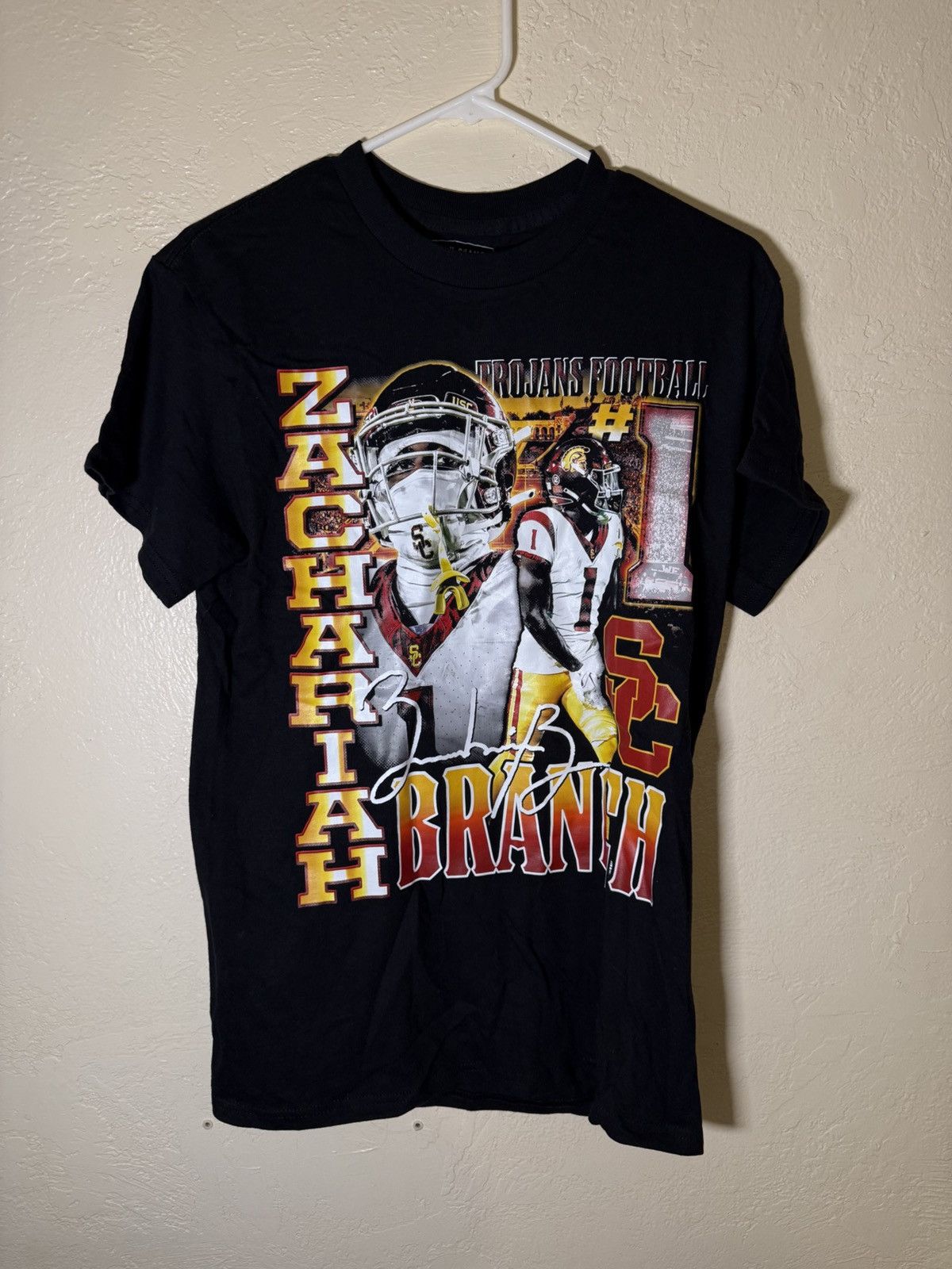 NCAA × Vintage USC Zachariah Branch graphic shirt Size US S / EU 44-46 / 1 - 1 Thumbnail