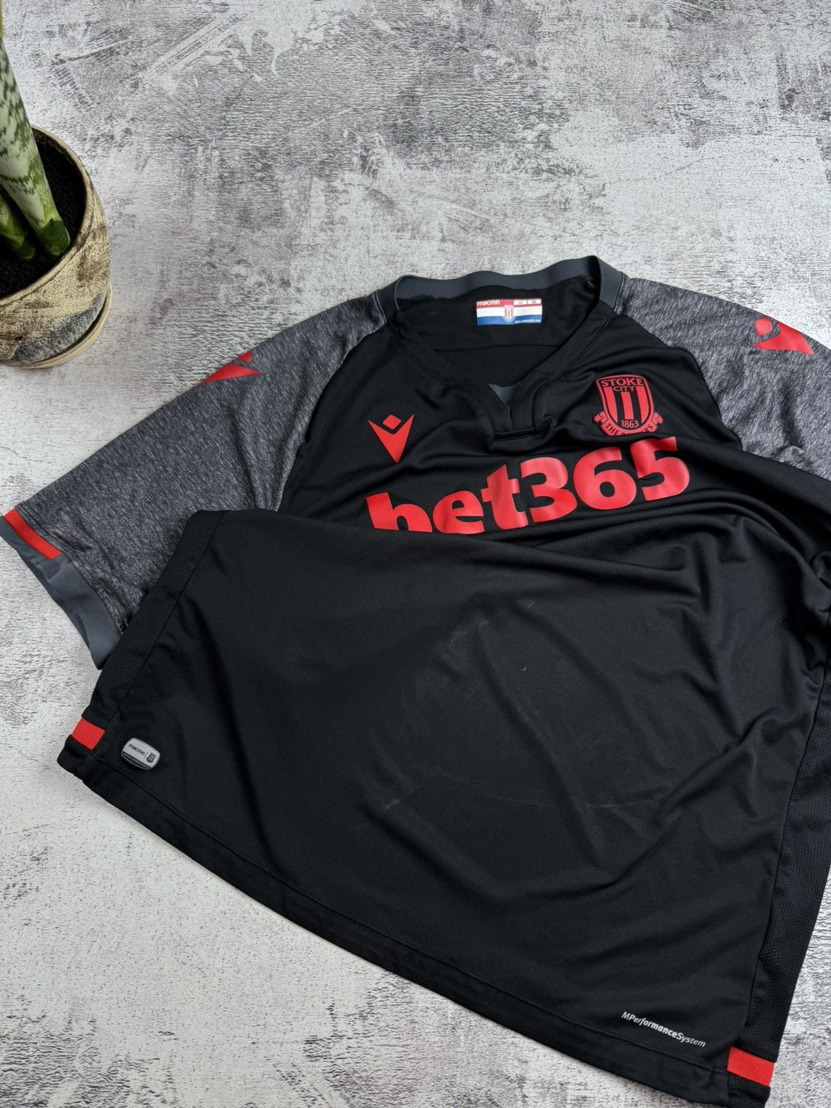 Macron Stoke City Macron 2019 2020 Away Soccer Football Men’s 3XL Retro T Shirt Jersey Size US XXL / EU 58 / 5 - 7 Thumbnail