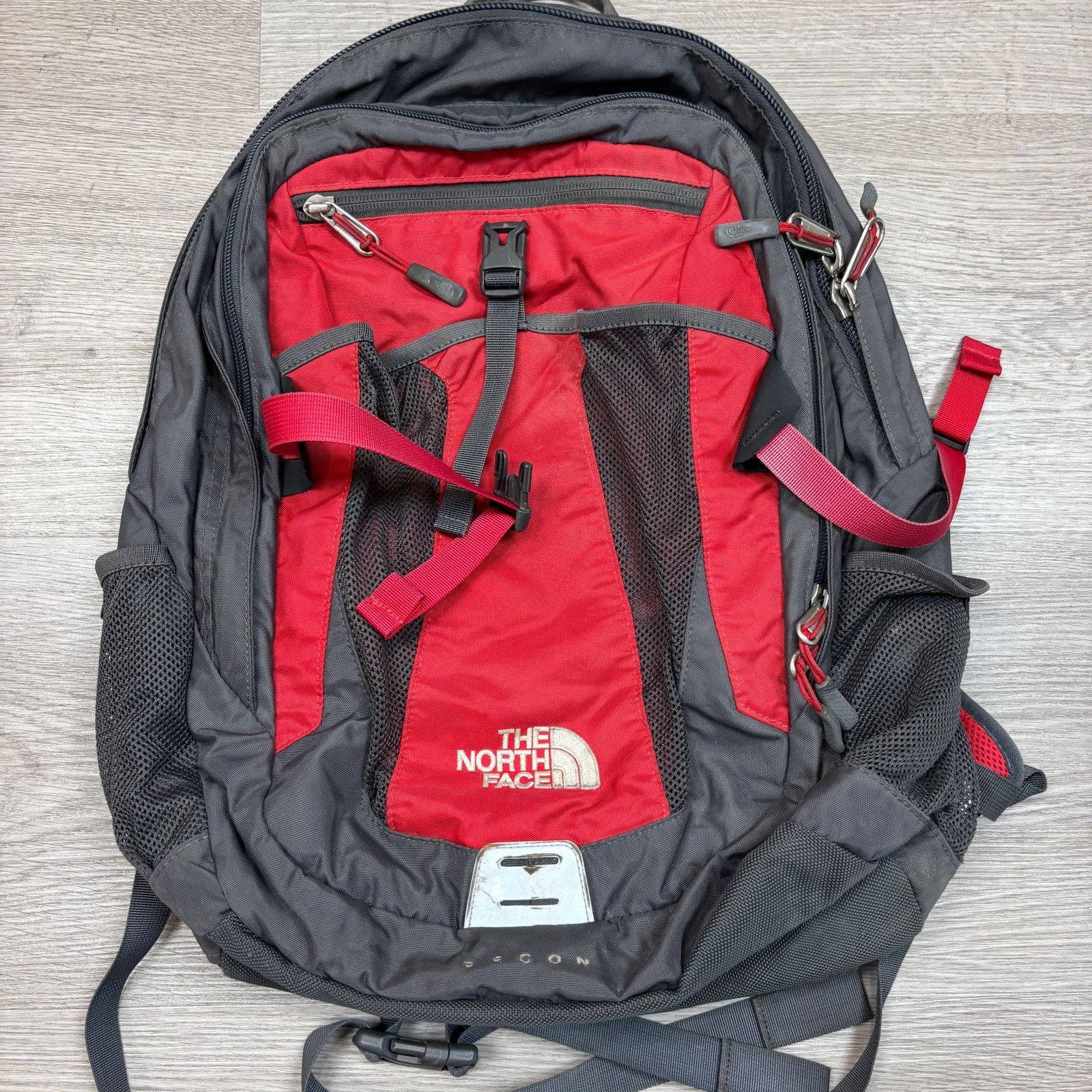 The North Face Rare The North Face TNF Recon Daypack Backpack Hiking Gorp Size ONE SIZE - 2 Thumbnail