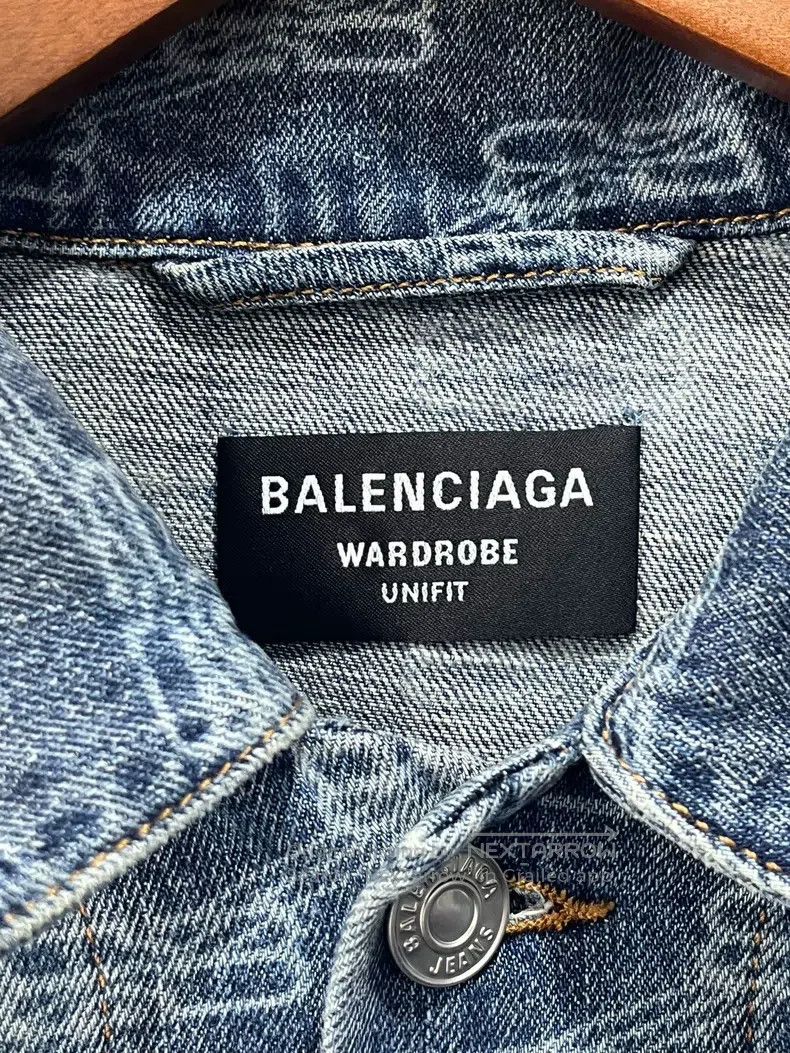 Balenciaga Balenciaga Locks are printed with denim jackets Size US XS / EU 42 / 0 - 7 Thumbnail