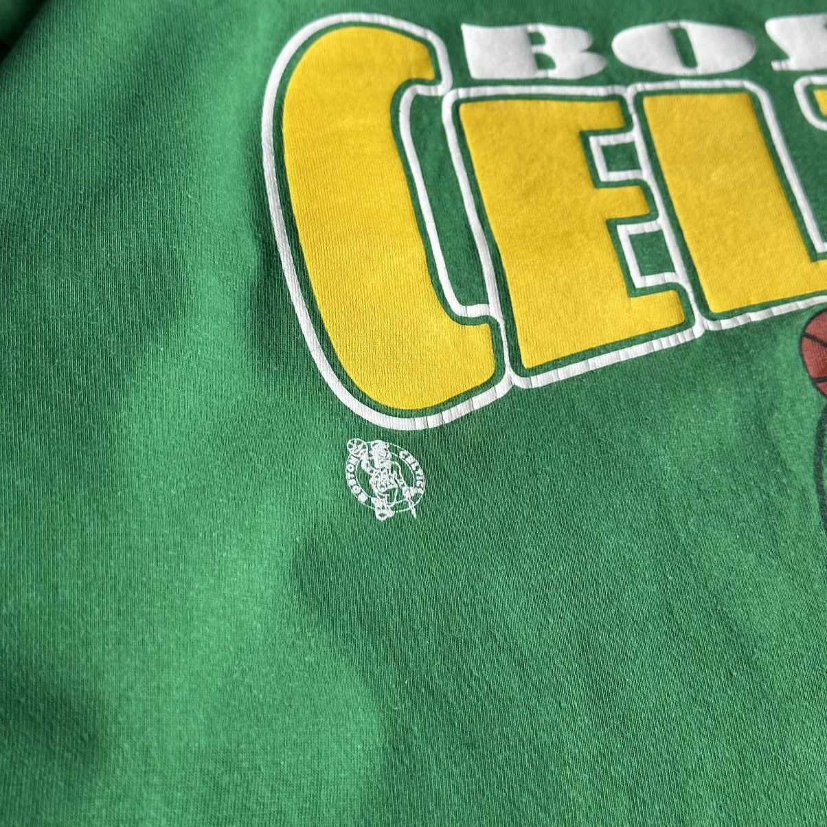 Nutmeg Vintage Nutmeg Boston Celtics NBA Tee Size US XL / EU 56 / 4 - 6 Thumbnail