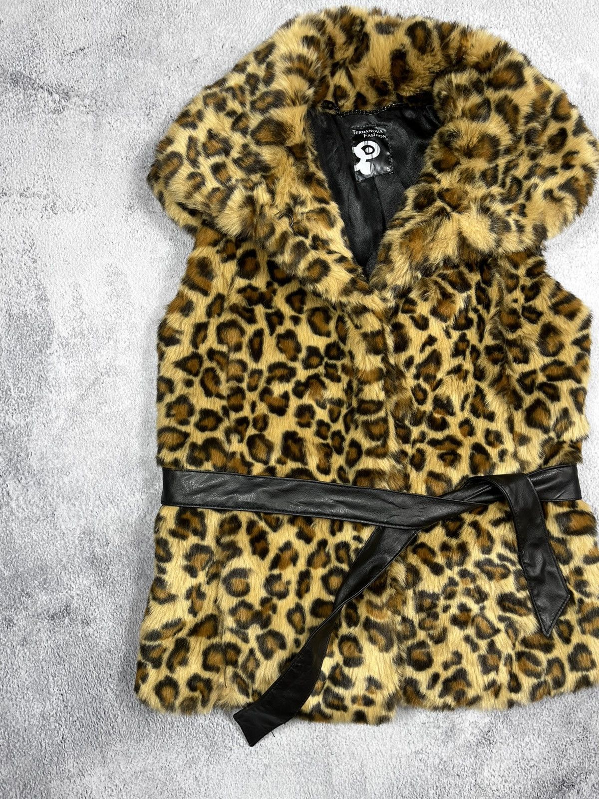 Vintage Vintage 90s leopard fur faux belt vest retro 00s style S Size S / US 4 / IT 40 - 2 Thumbnail