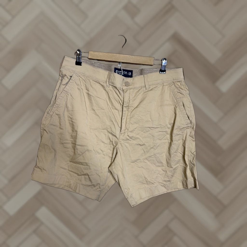 Abercrombie & Fitch Abercrombie & Fitch Mens Gray All Day Short Stretch Fit Size 36 Chino Short Pants Mens Gray Chino Stretch Pockets 36 Size US 36 / EU 52 - 1 Thumbnail
