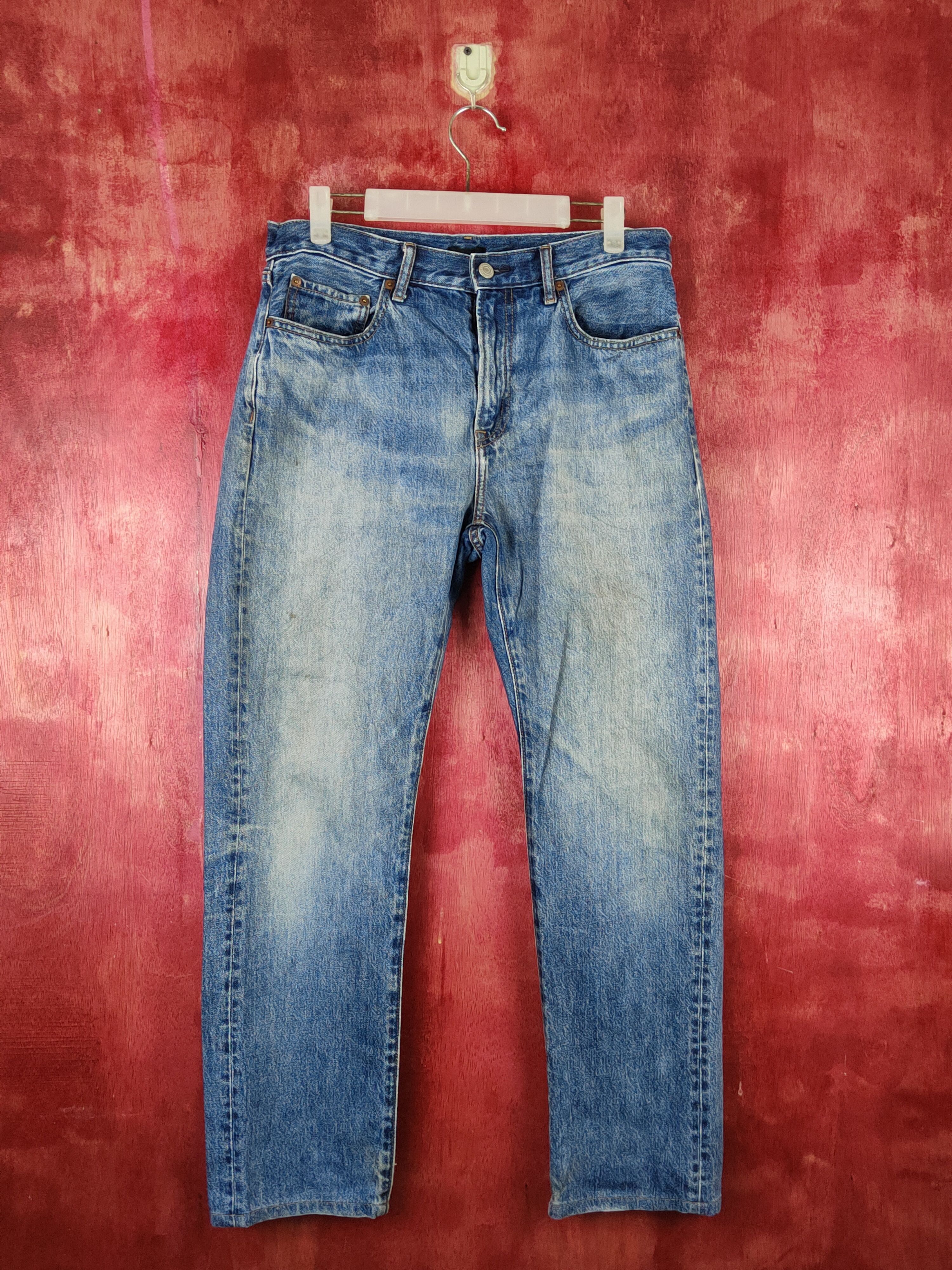 Japanese Brand Uniqlo Blue Faded Distressed Ripped Jeans #S1641 Size US 32 / EU 48 - 1 Thumbnail