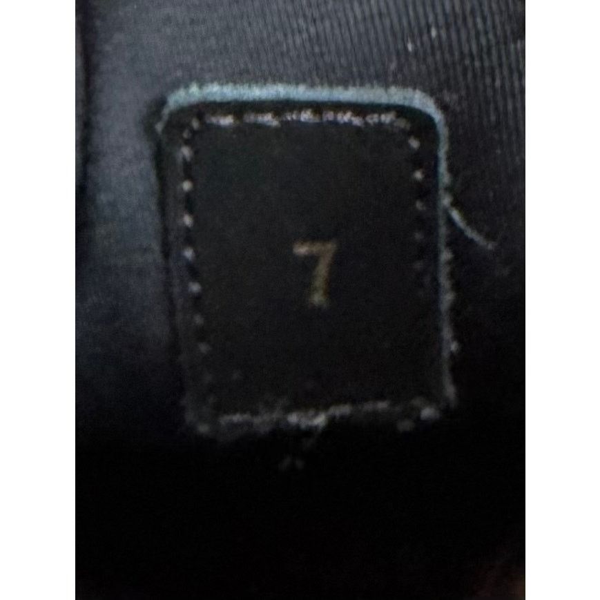 Louis Vuitton Size 7LV/8US - Louis Vuitton Fastlane Monogram Denim NEW Size US 8 / EU 41 - 9 Thumbnail