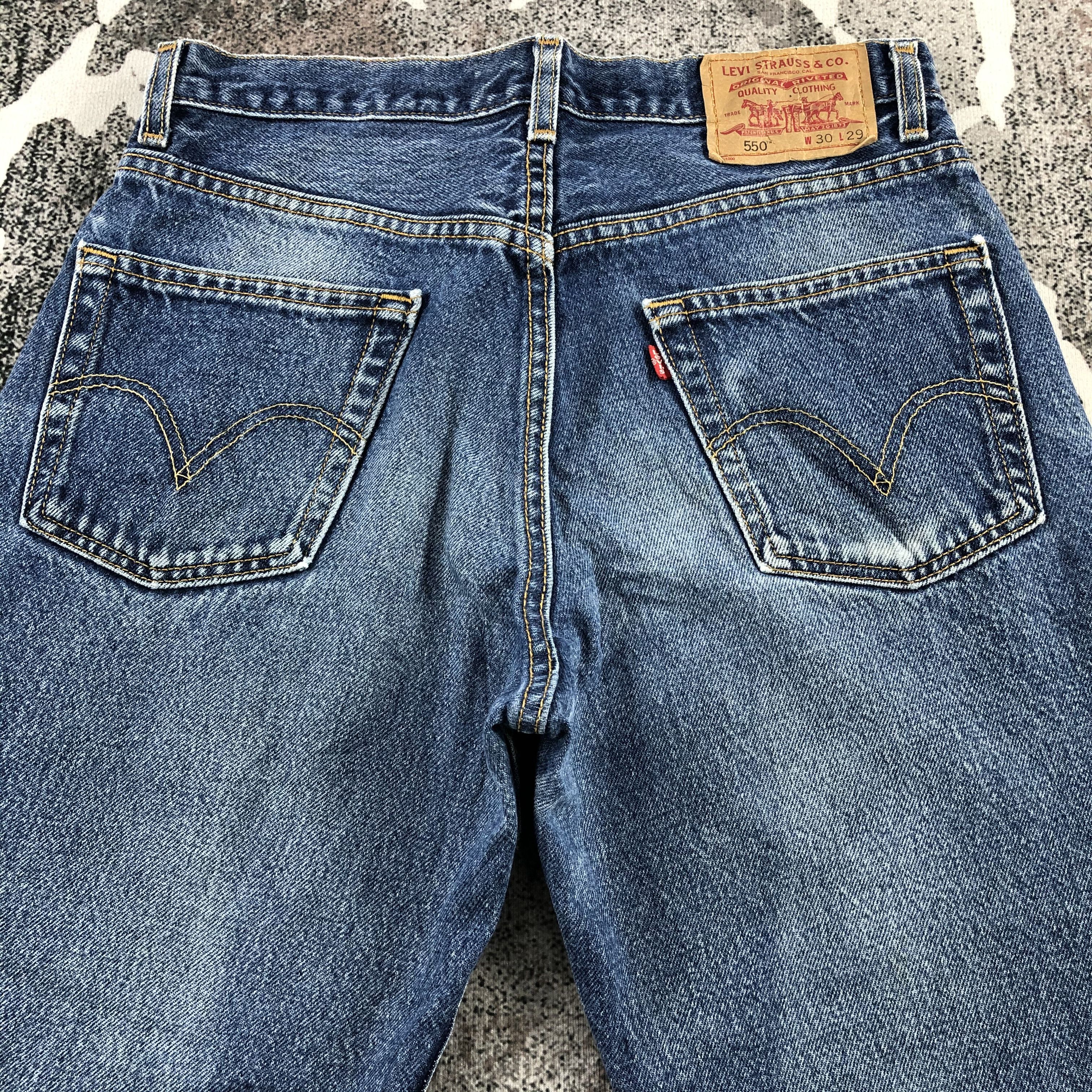 Levi's Vintage Levi's 550 Jeans Faded Blue Denim KJ993 Size US 30 / EU 46 - 4 Thumbnail