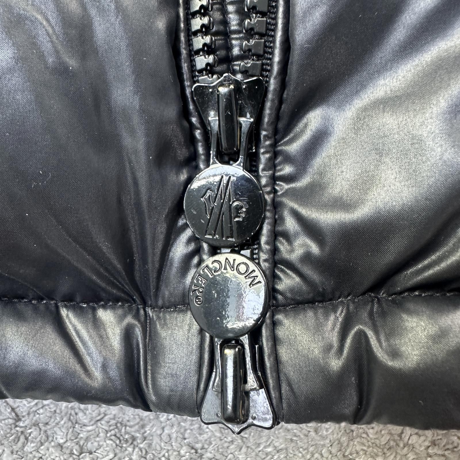 Moncler Moncler Ecrins Size 1 Fits S/M Size US S / EU 44-46 / 1 - 4 Thumbnail
