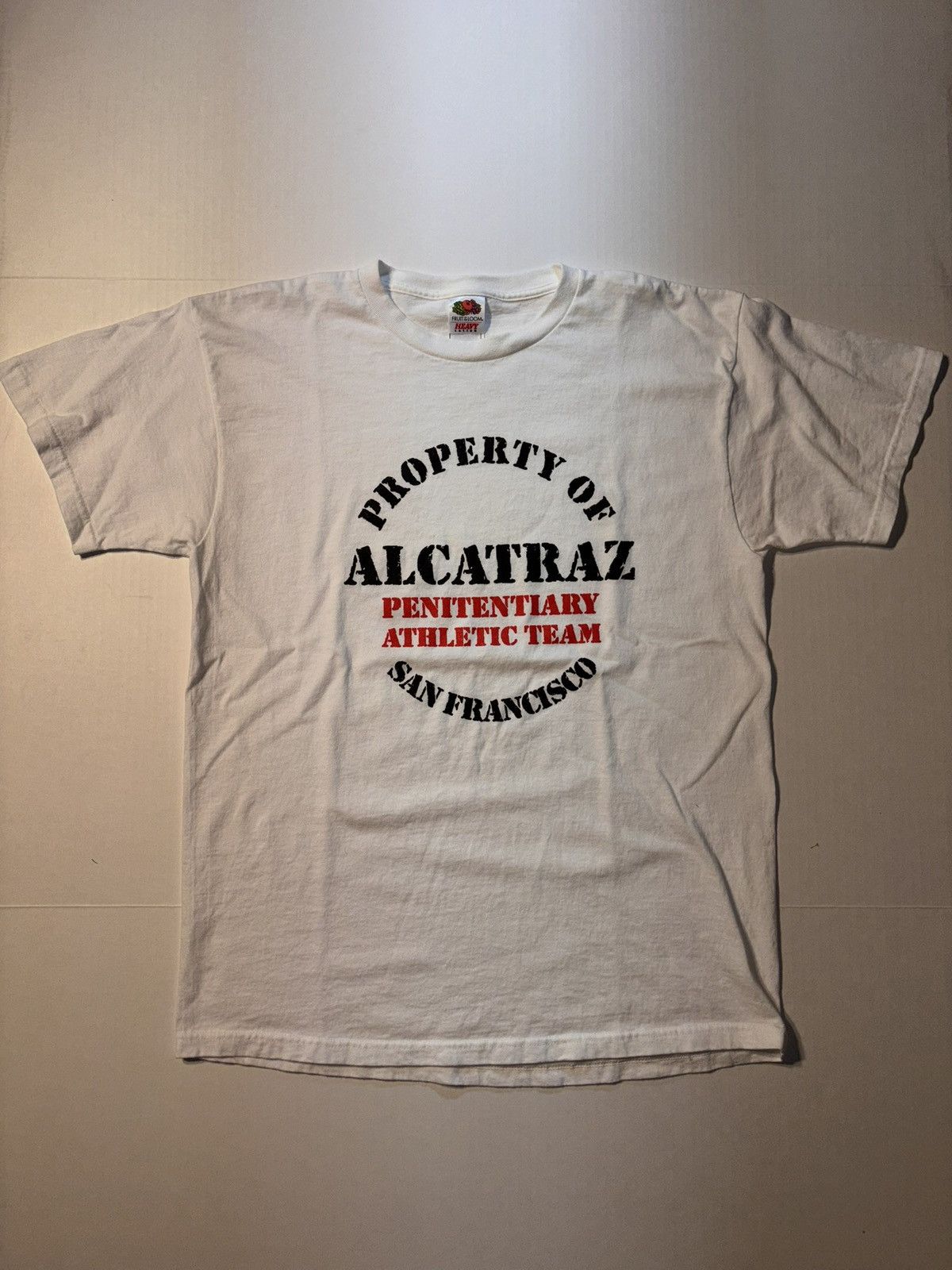 Fruit Of The Loom Alcatraz Penitentiary Athletic Team San Francisco 90s USA Size US L / EU 52-54 / 3 - 1 Thumbnail