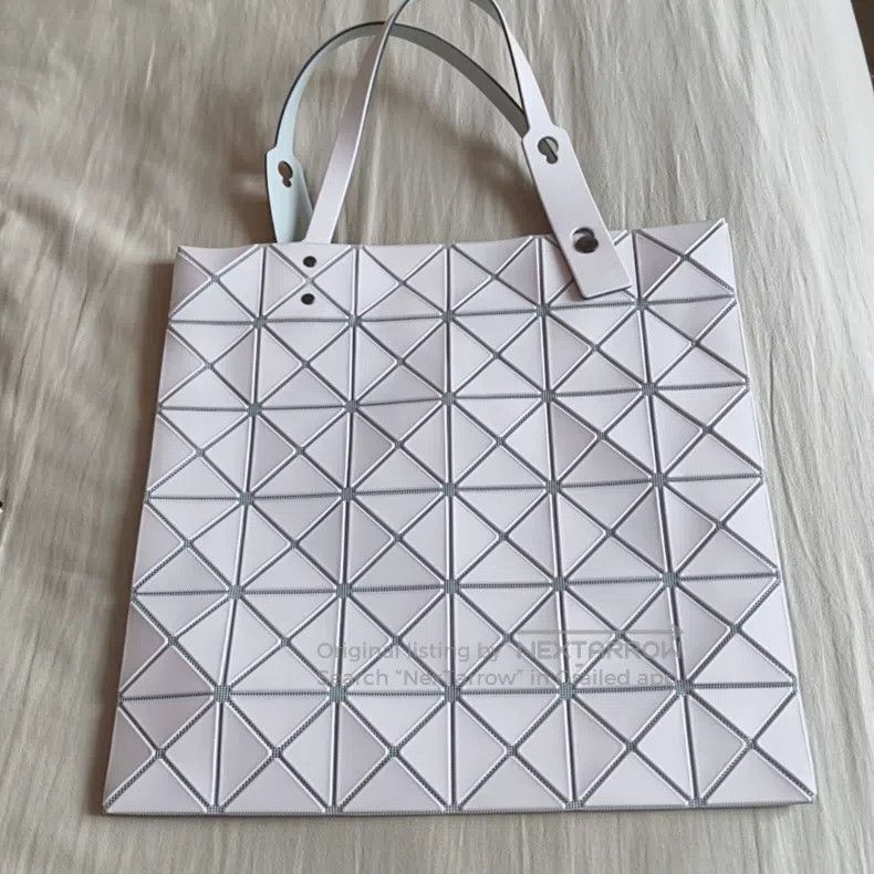 Issey Miyake Issey Miyake Pink Shoulder & Handbag Size ONE SIZE - 2 Thumbnail