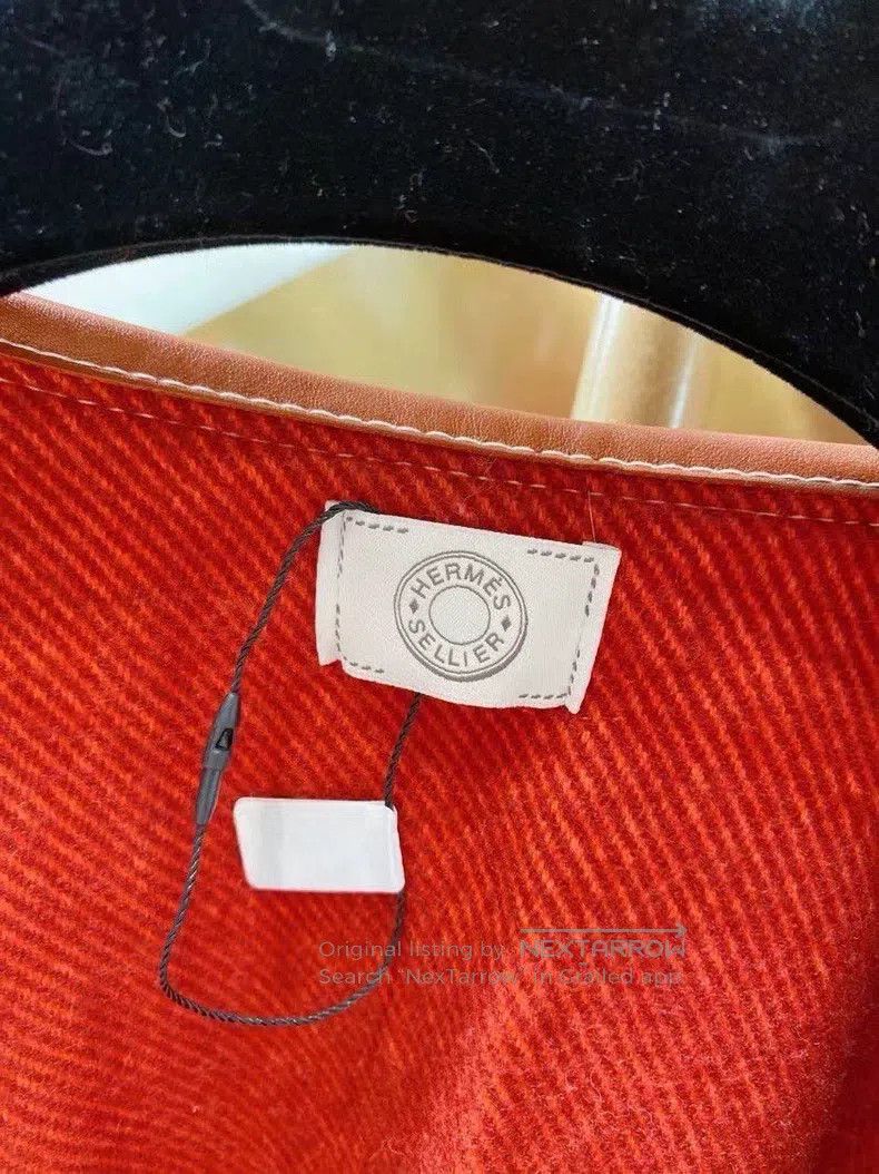 Hermes Hermes Red striped fringed cloak Size M / US 6-8 / IT 42-44 - 3 Thumbnail