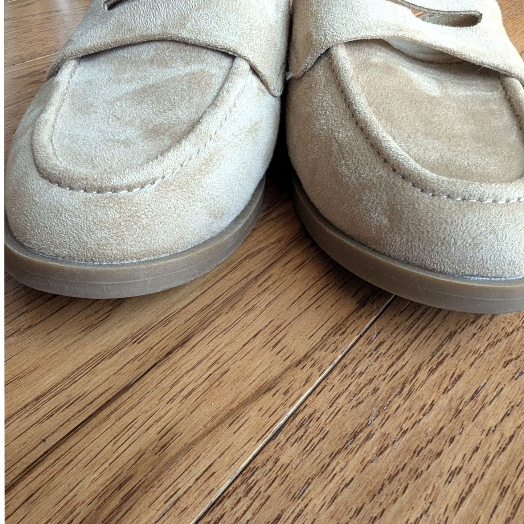 Old Navy Old Navy Sand Beige Vegan Suede Loafer Mule Flats Womens Sz 7 Minimalist Preppy Size US 7 / IT 37 - 2 Thumbnail