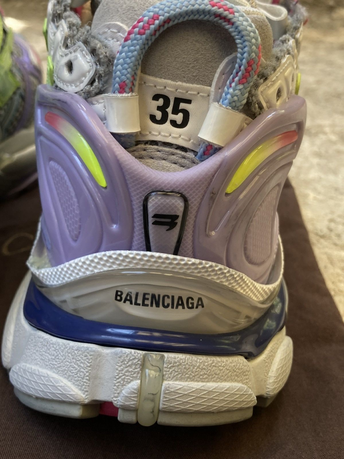 Balenciaga Balenciaga Runner Multicolor Size US 5 / IT 35 - 6 Thumbnail