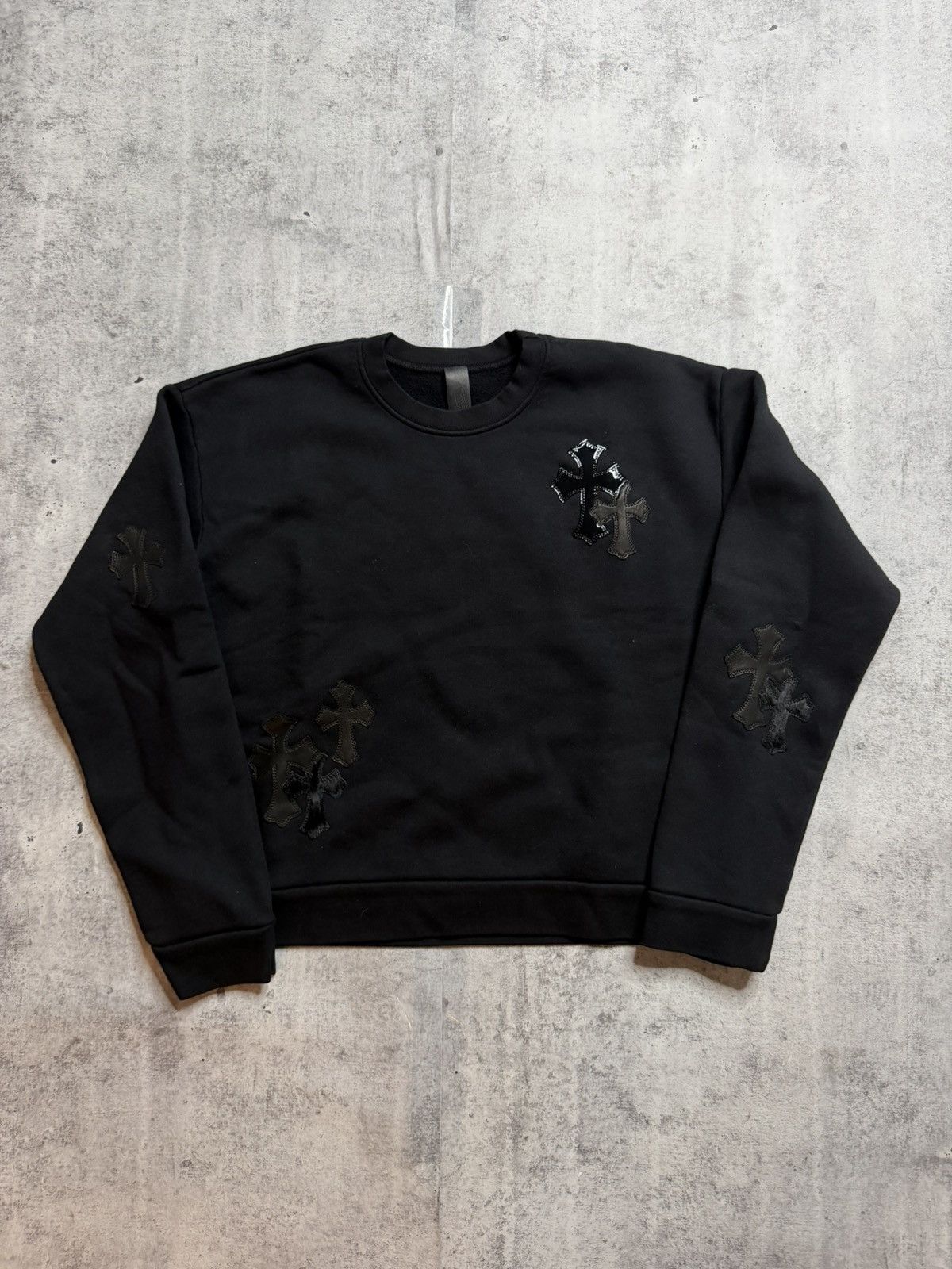 Chrome Hearts Chrome Heart Black Flooded Patch Crewneck Size US S / EU 44-46 / 1 - 1 Thumbnail