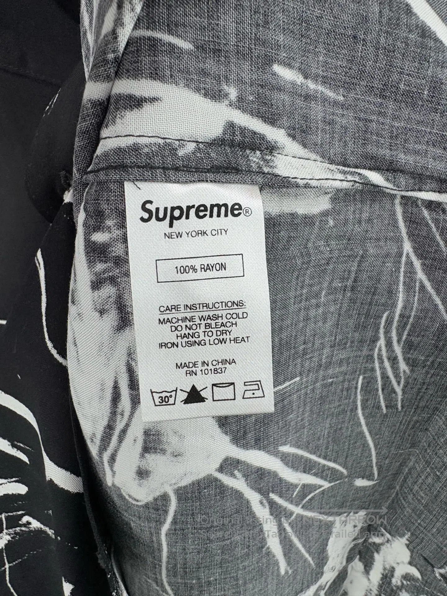 Supreme SUPREME x Rita Ackermann Graffiti Short Sleeve Shirt. Size US XL / EU 56 / 4 - 4 Thumbnail