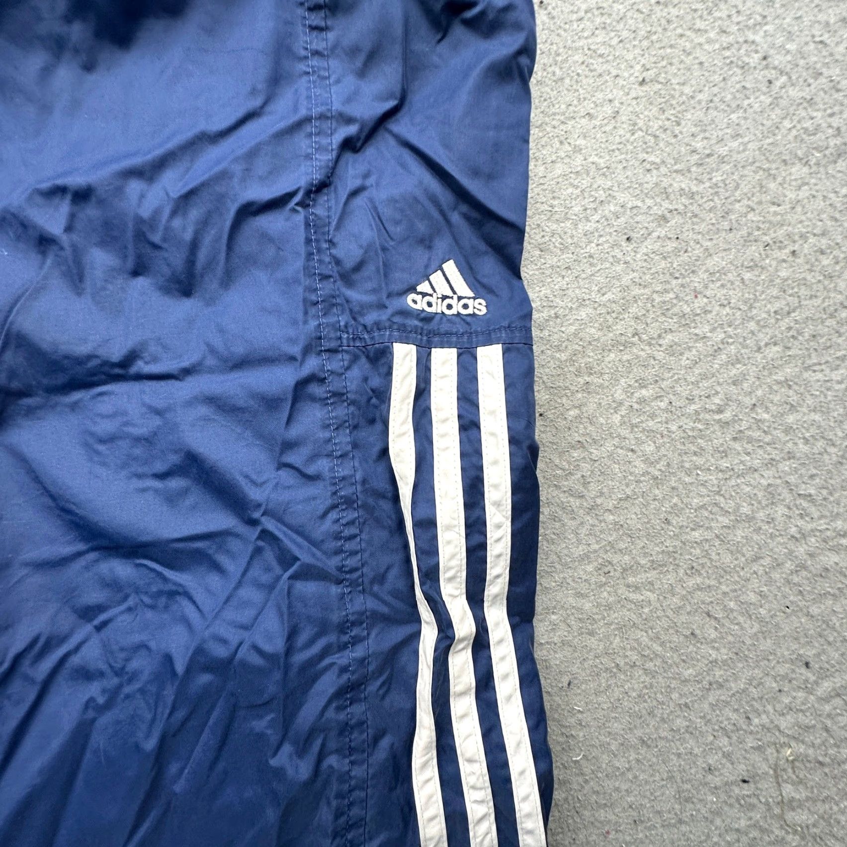 Adidas VINTAGE Adidas Windbreaker Pants Mens Large Blue Lined Ankle Zip Jogger Navy Striped Y2K Sports Wide Zip Pocketed Size US 32 / EU 48 - 7 Thumbnail