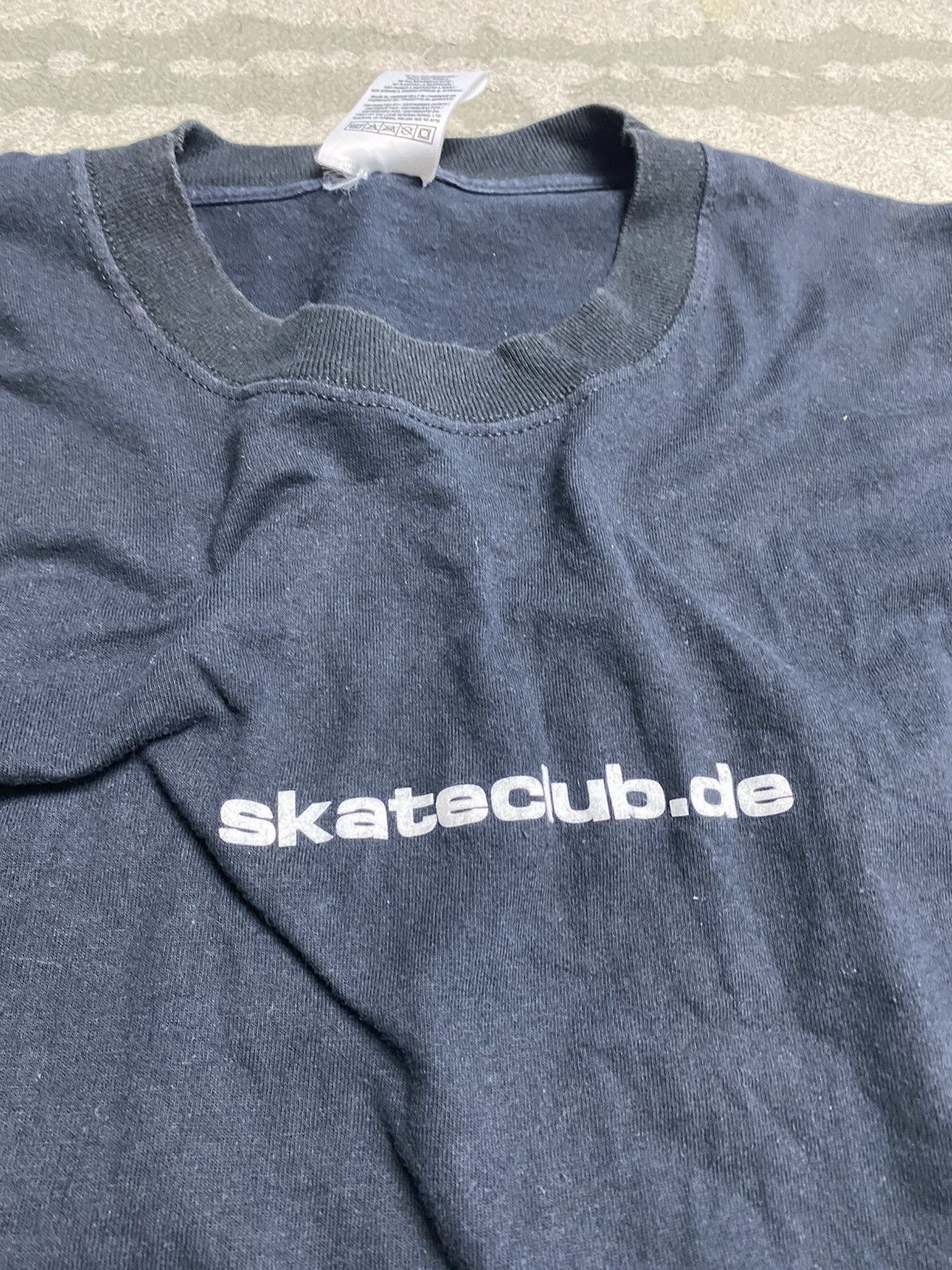 Japanese Brand Japanese Brand Streetwear Skateclub Luminous Wording T-Shirt Size US L / EU 52-54 / 3 - 2 Thumbnail