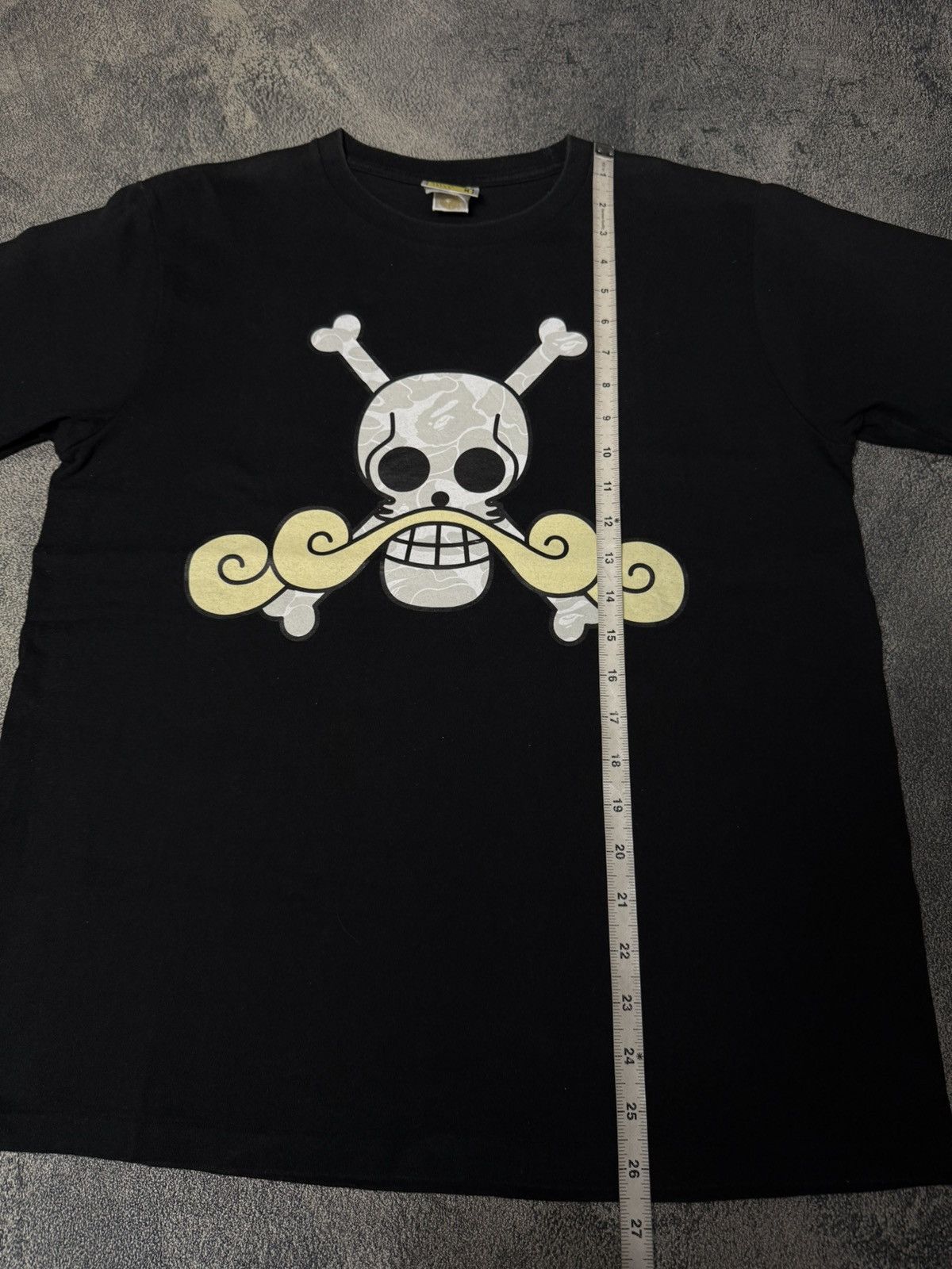 Bape Bape Limited Gol D Roger tee Size US M / EU 48-50 / 2 - 9 Thumbnail