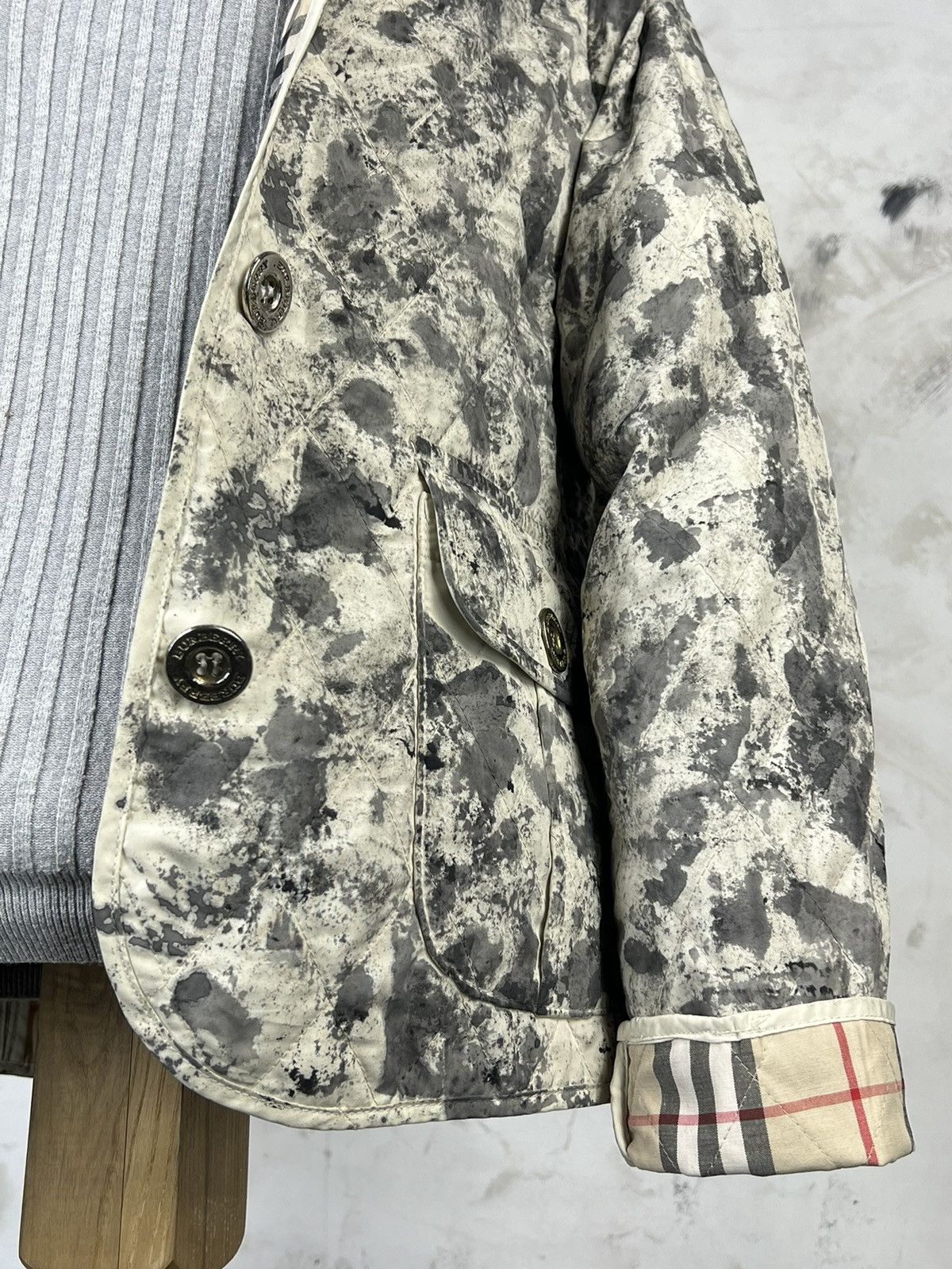 Burberry Vintage Burberry Custom Quilted Jacket Nova Check XS - S Size S / US 4 / IT 40 - 5 Thumbnail