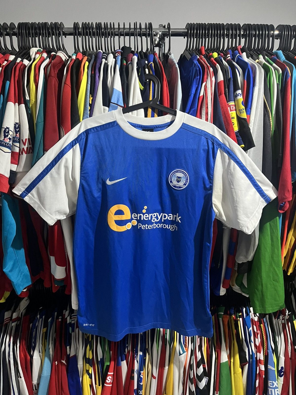 Nike Nike Peterborough United 2011/12 Home Soccer Jersey Size US M / EU 48-50 / 2 - 1 Thumbnail