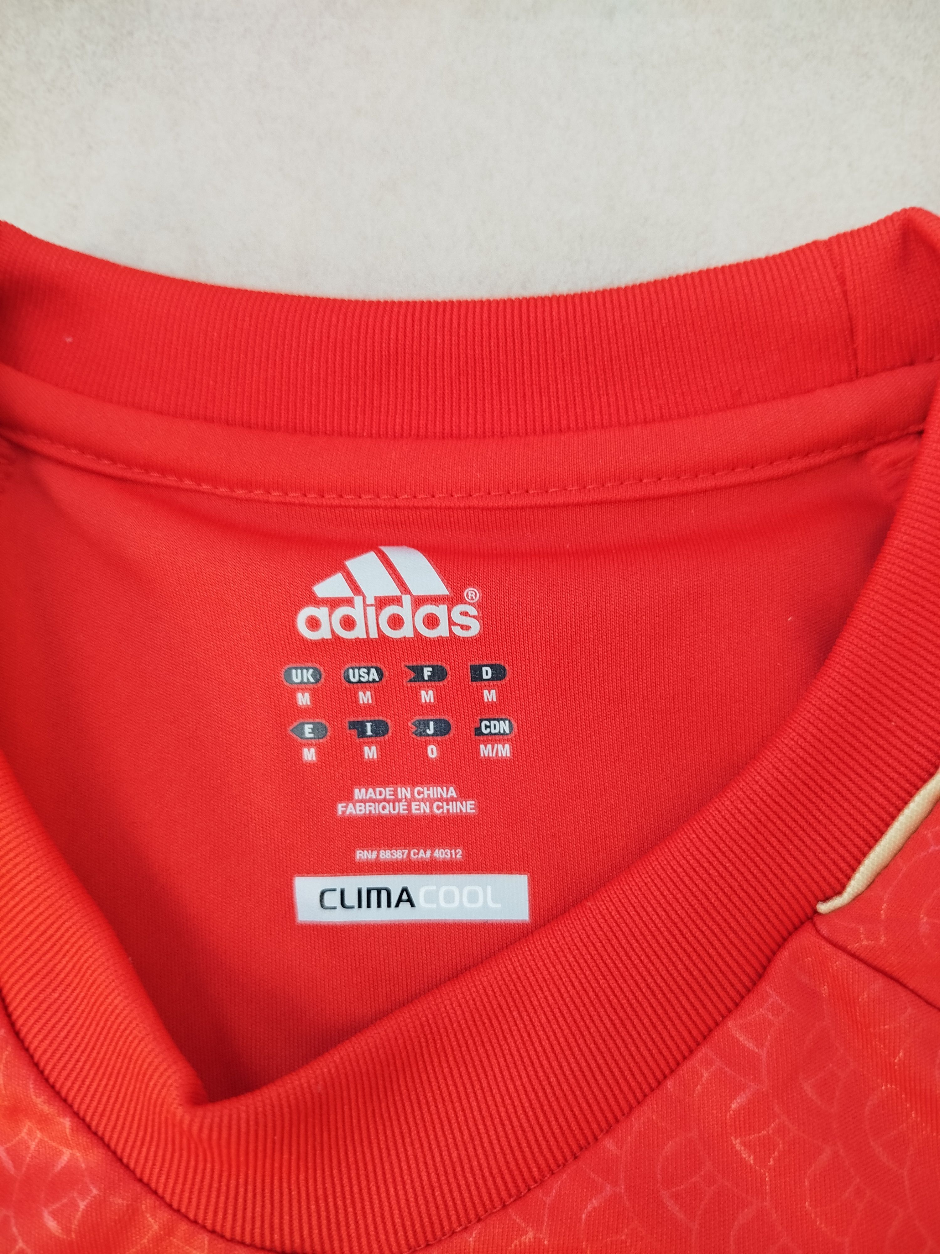 Adidas RUSSIA national team adidas 2011 soccer jersey size M Size US M / EU 48-50 / 2 - 4 Thumbnail