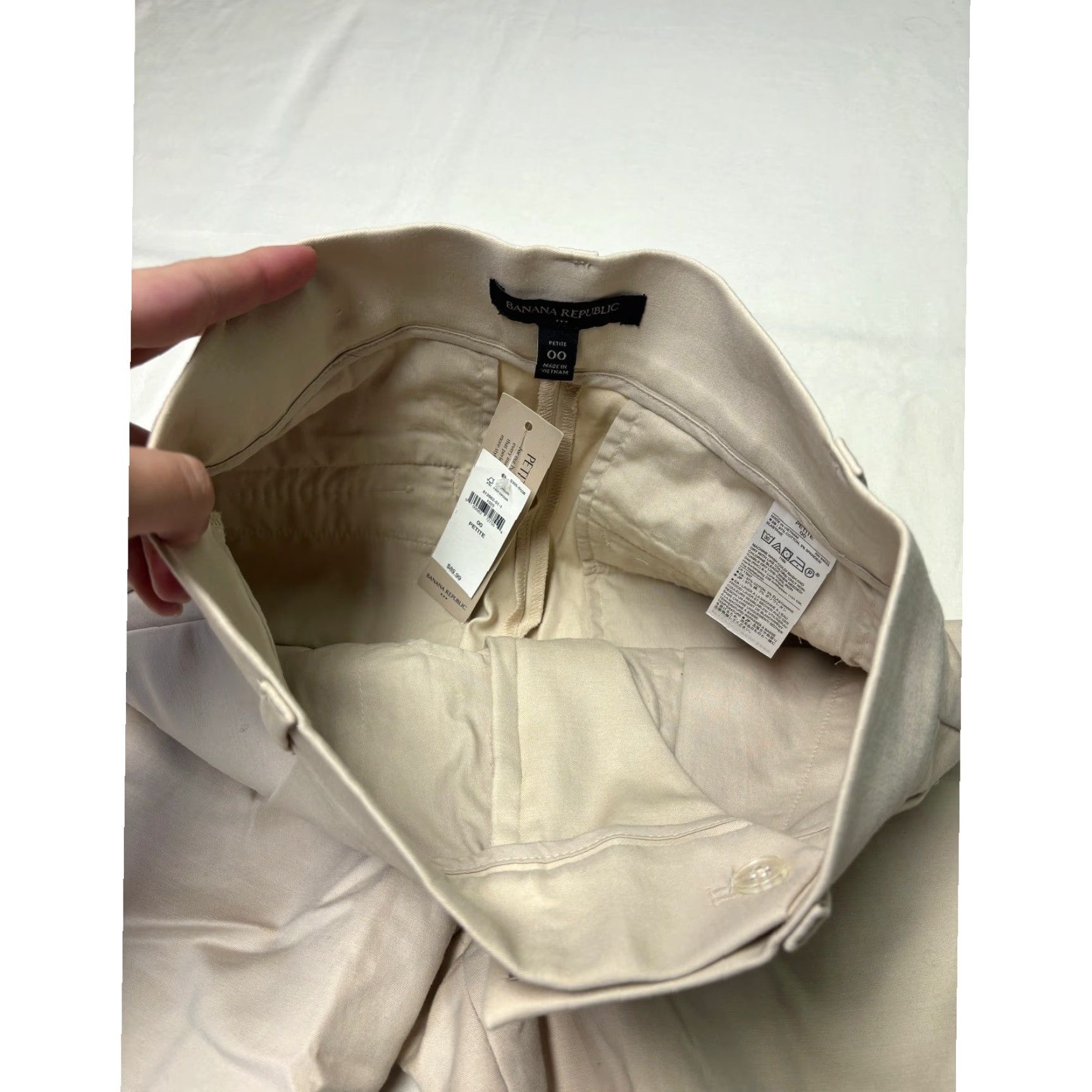 Banana Republic VINTAGE? No. Banana Republic Pants Dress Pants 00P Beige High Rise Pleated Balloon Tapered Leg Womens XS? Size 24" / US 00 / IT 34 - 5 Thumbnail