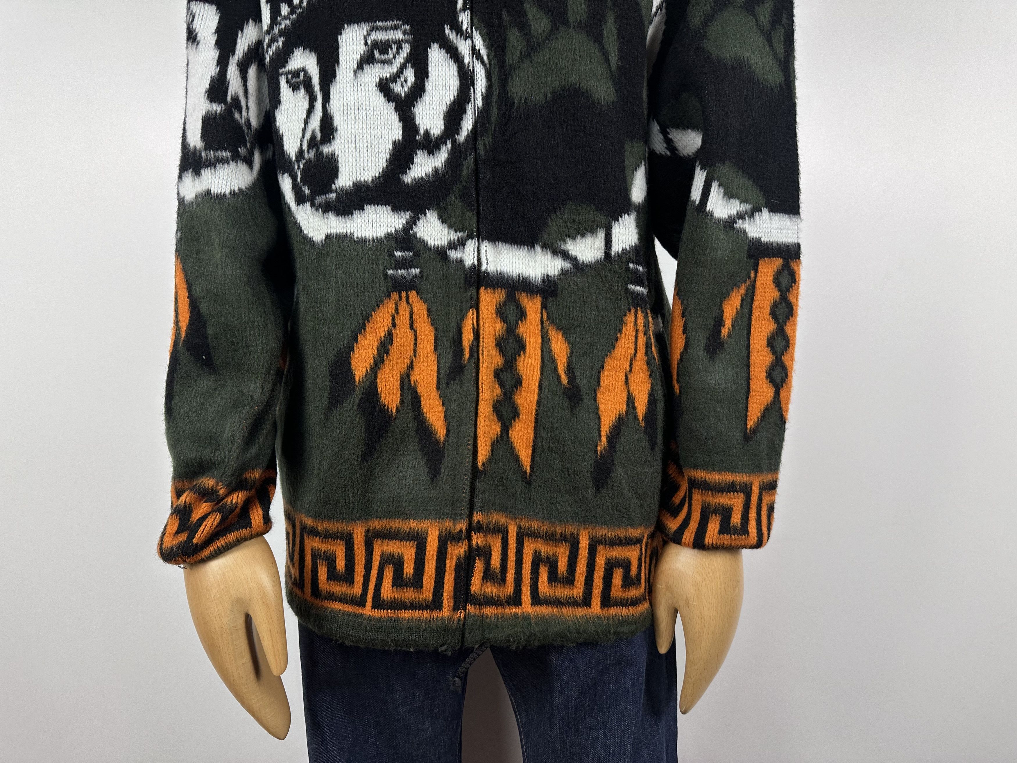 Vintage Vintage Genesis Wolf Fleece Jacket Wool Overprint Nature XL Size US XL / EU 56 / 4 - 4 Thumbnail