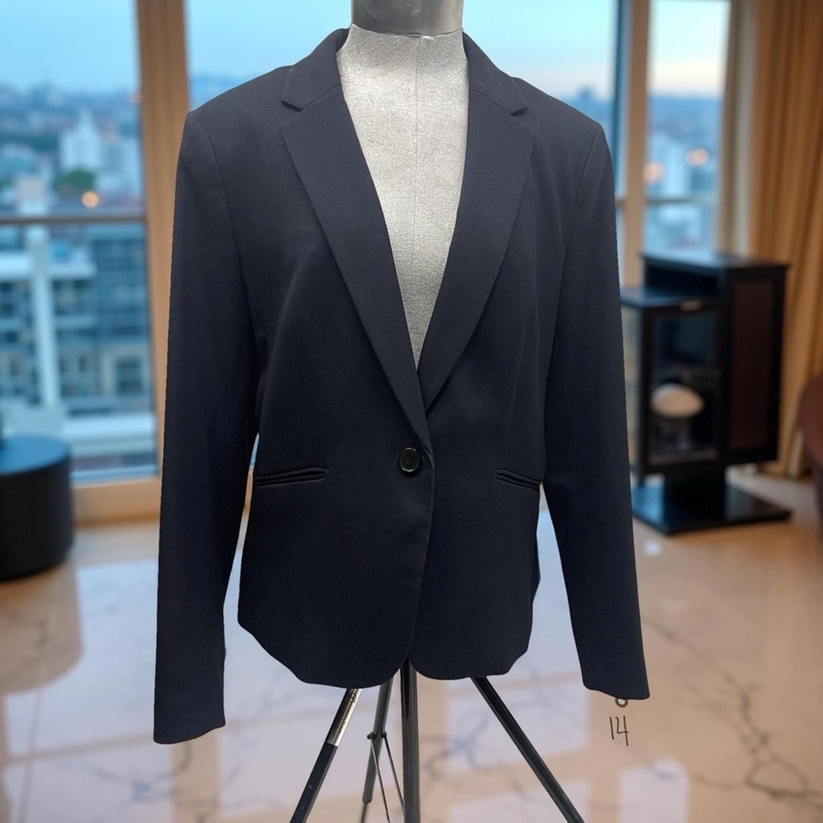 H&M H&M Classic Dark Navy Women's Blazer size 14 Size XL / US 12-14 / IT 48-50 - 1 Thumbnail