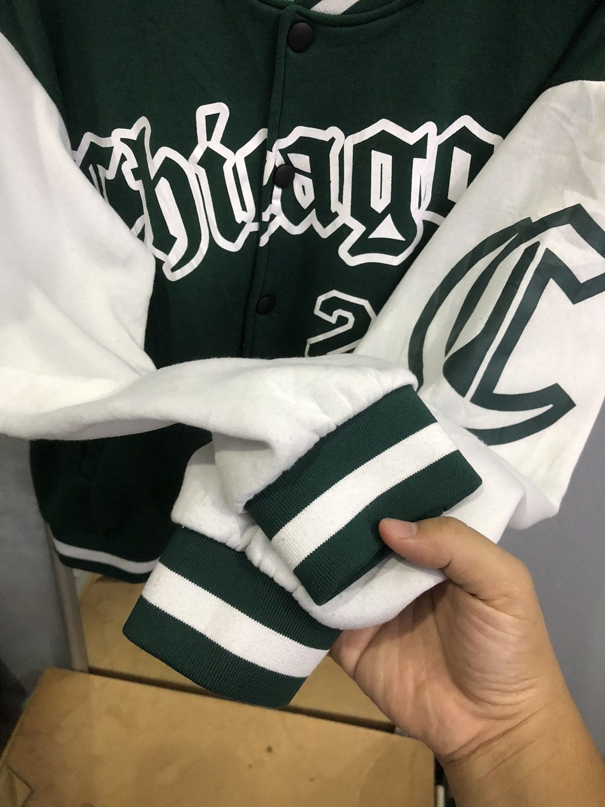 Other Vintage Chicago 23 Green White Varsity Jacket Size US M / EU 48-50 / 2 - 7 Thumbnail