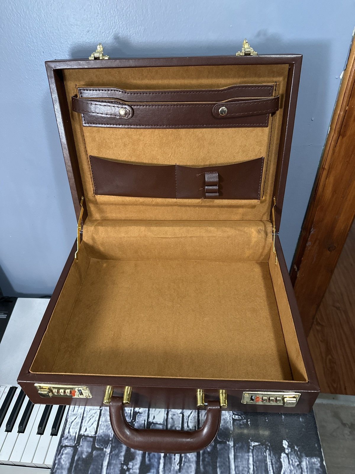 Travis Scott Travis Scott Utopia Briefcase Size ONE SIZE - 12 Thumbnail