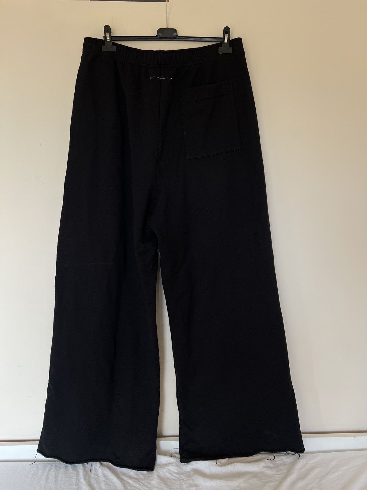 MM6 MM6 Maison Margiela wide leg sweatpants XXL black Size US 42 / EU 58 - 4 Thumbnail