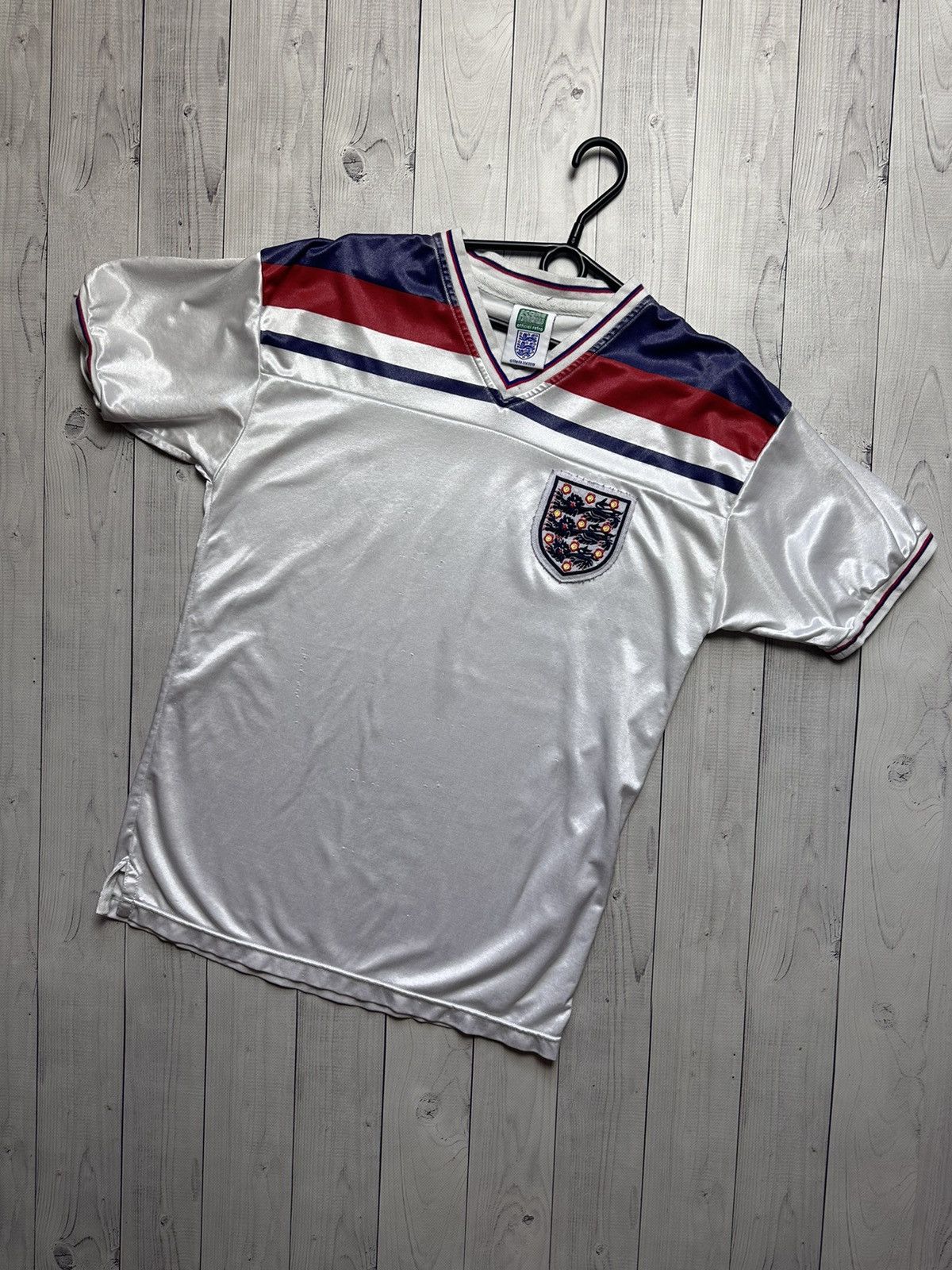 Vintage Vintage England soccer retro jersey size M Size US M / EU 48-50 / 2 - 1 Thumbnail