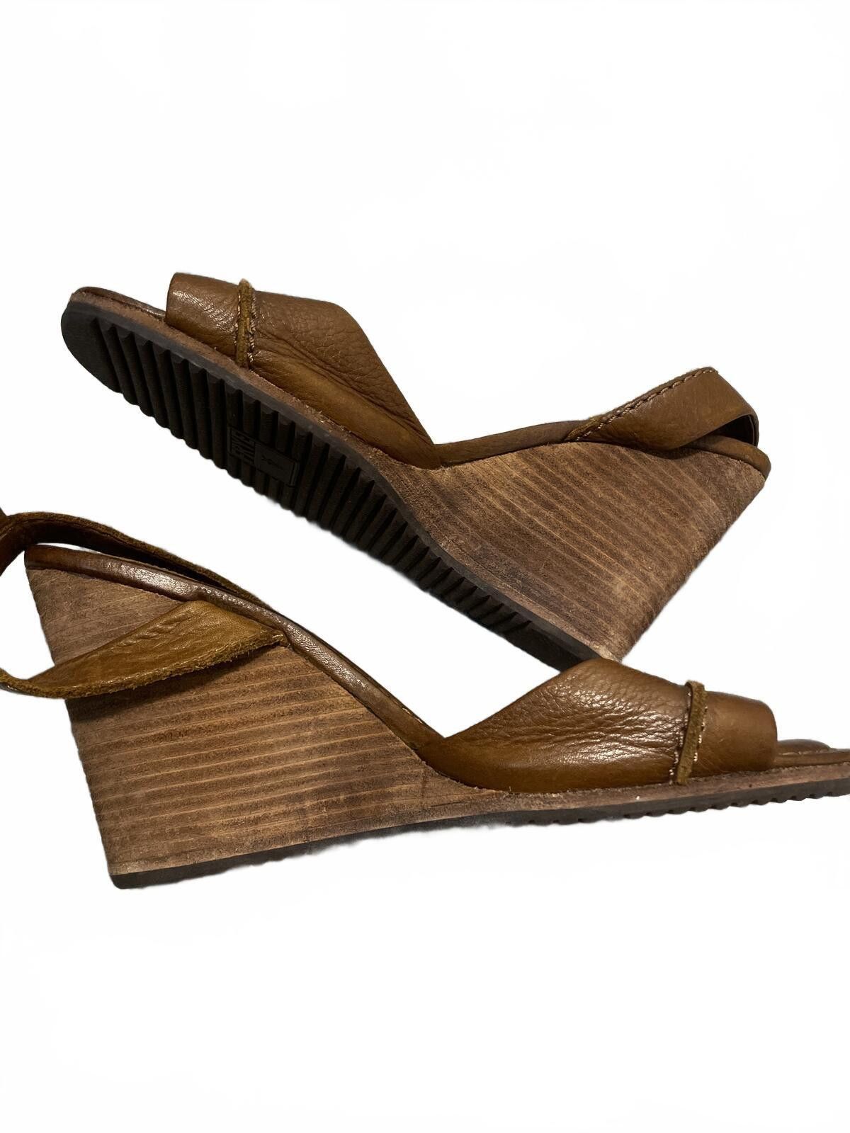 Frye Frye Brown Leather Wedge Sandals Womens 9.5 Sling Back Boho Size US 9.5 / IT 39.5 - 5 Thumbnail