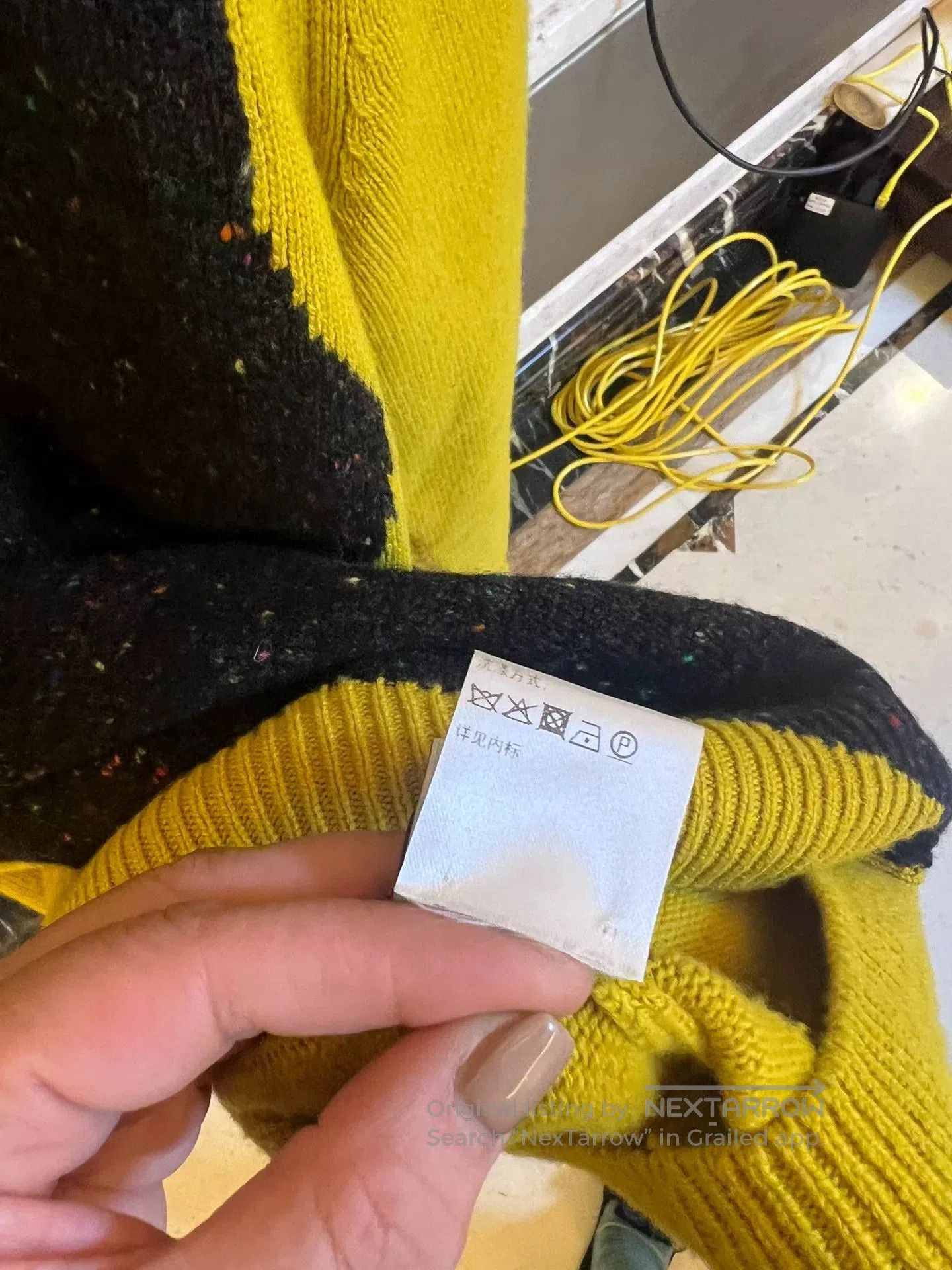 Hermes Hermes Black Yellow Colorblock Sweater. Size US L / EU 52-54 / 3 - 6 Thumbnail