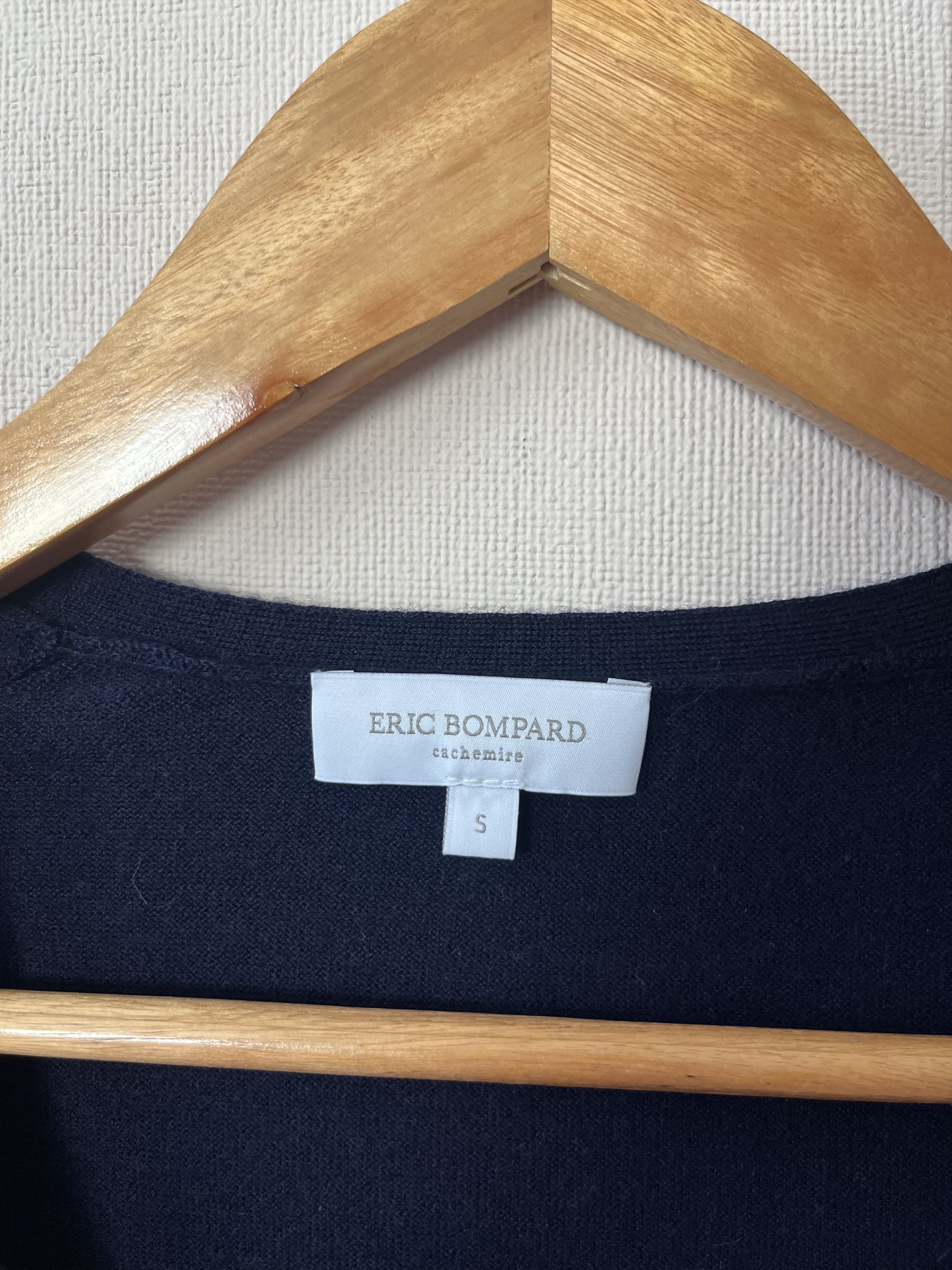 Other Eric Bompard Pure Cashmere Blue Navy Cardigan Sweater Size US S / EU 44-46 / 1 - 4 Thumbnail