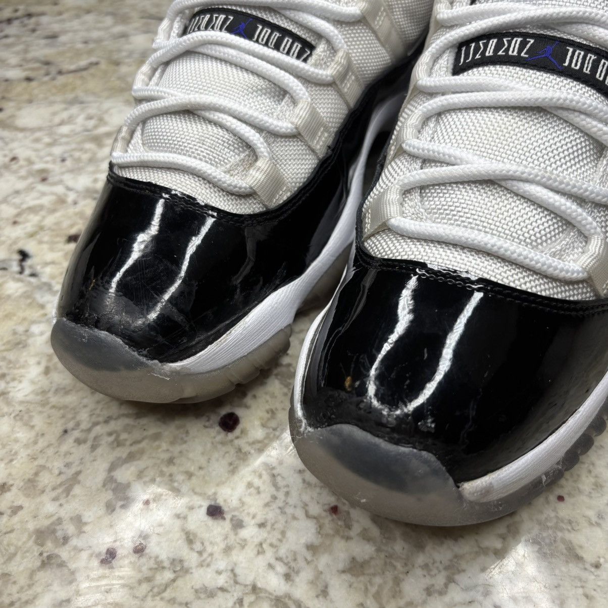 Jordan Brand Sizs 8.5 - Jordan 11 high concord 2011 OG All Worn Size US 8.5 / EU 41-42 - 8 Thumbnail