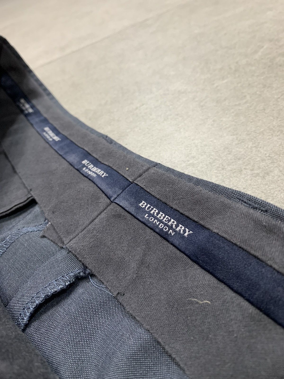 Burberry Y2k 90s Vintage Blue shimmer Burberry wool Chino trousers Size US 35 - 4 Thumbnail