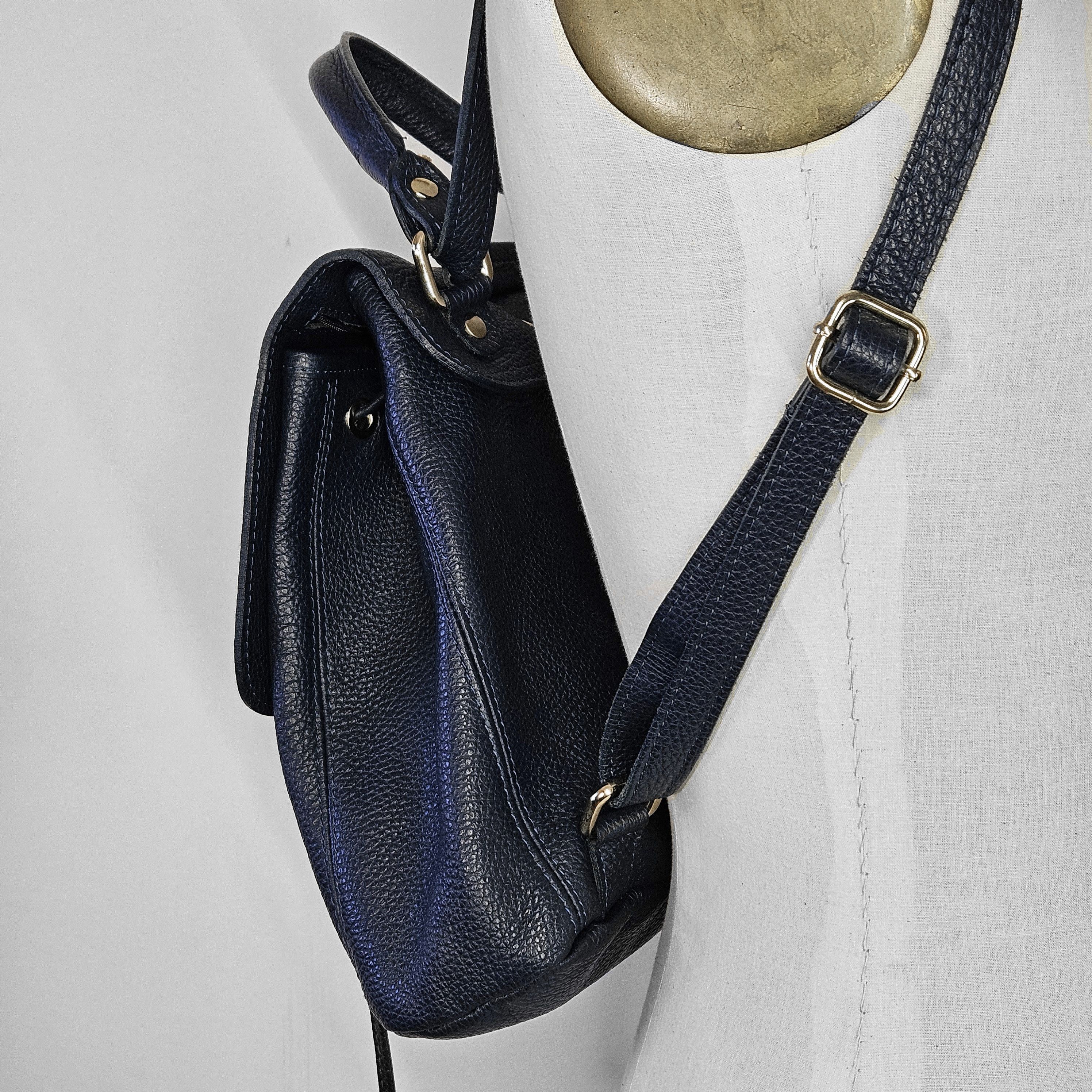Vera Pelle Vera Pelle 9x10x4.5" Backpack Crossbody Convertible Strap Size ONE SIZE - 8 Thumbnail