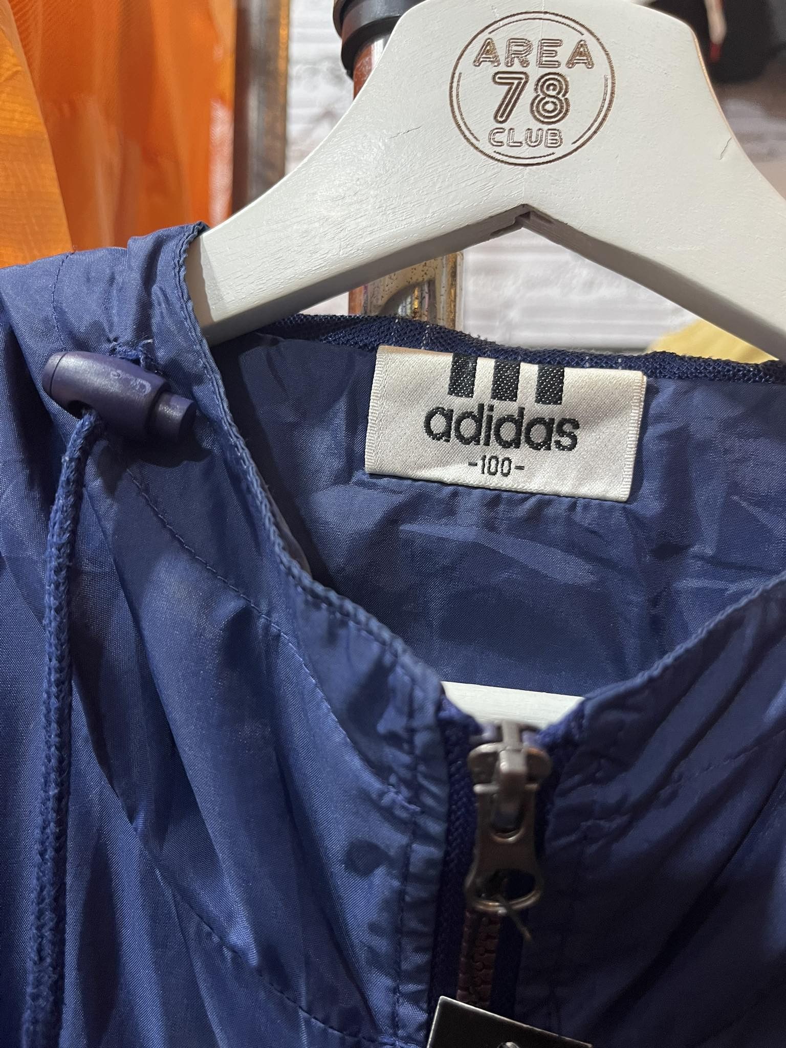 Adidas Adidas 3-Stripes Windbreaker Hoodie Jacket Logo Size US L / EU 52-54 / 3 - 5 Thumbnail