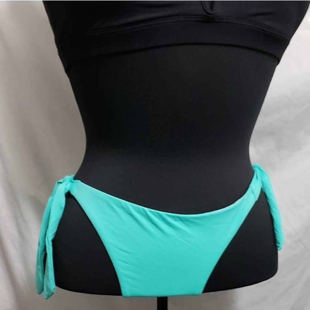 Other Bikini Bottoms and Sarong Wrap Size ONE SIZE - 2 Thumbnail