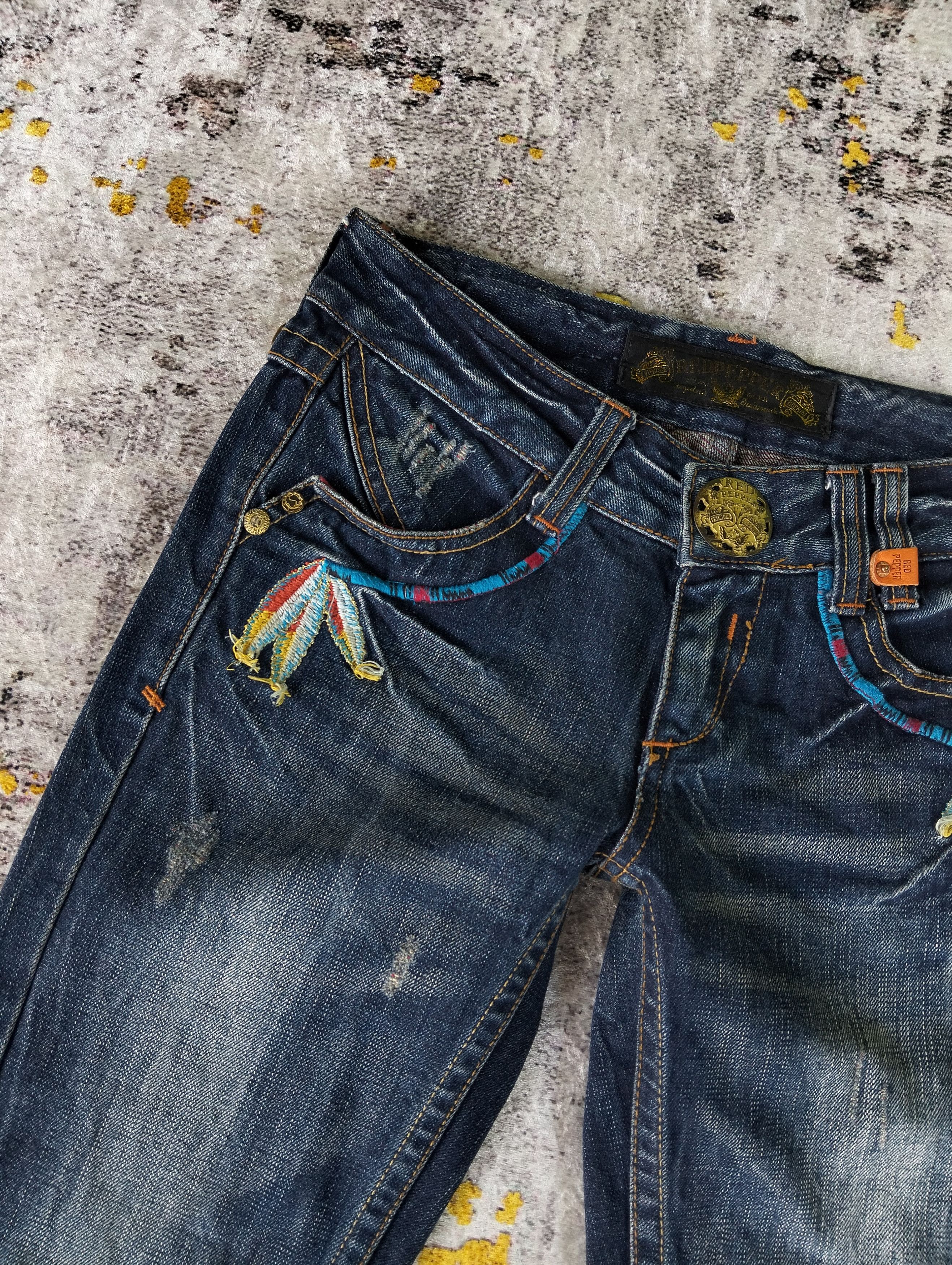 Tornado Mart Japanese Red Pepper Flared Embroidered Indian Low Rise Jeans Size US 28 / EU 44 - 5 Thumbnail