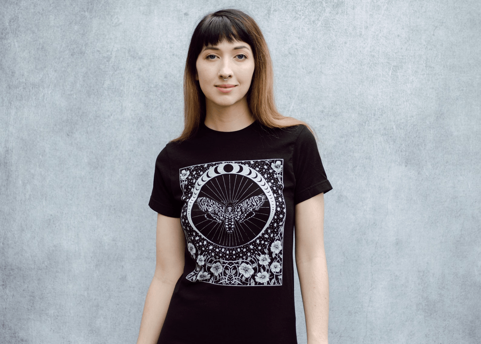 Designer × Vintage Honey Bee and Crescent Moon Floral Unisex Black T-Shirt Size US L / EU 52-54 / 3 - 4 Thumbnail