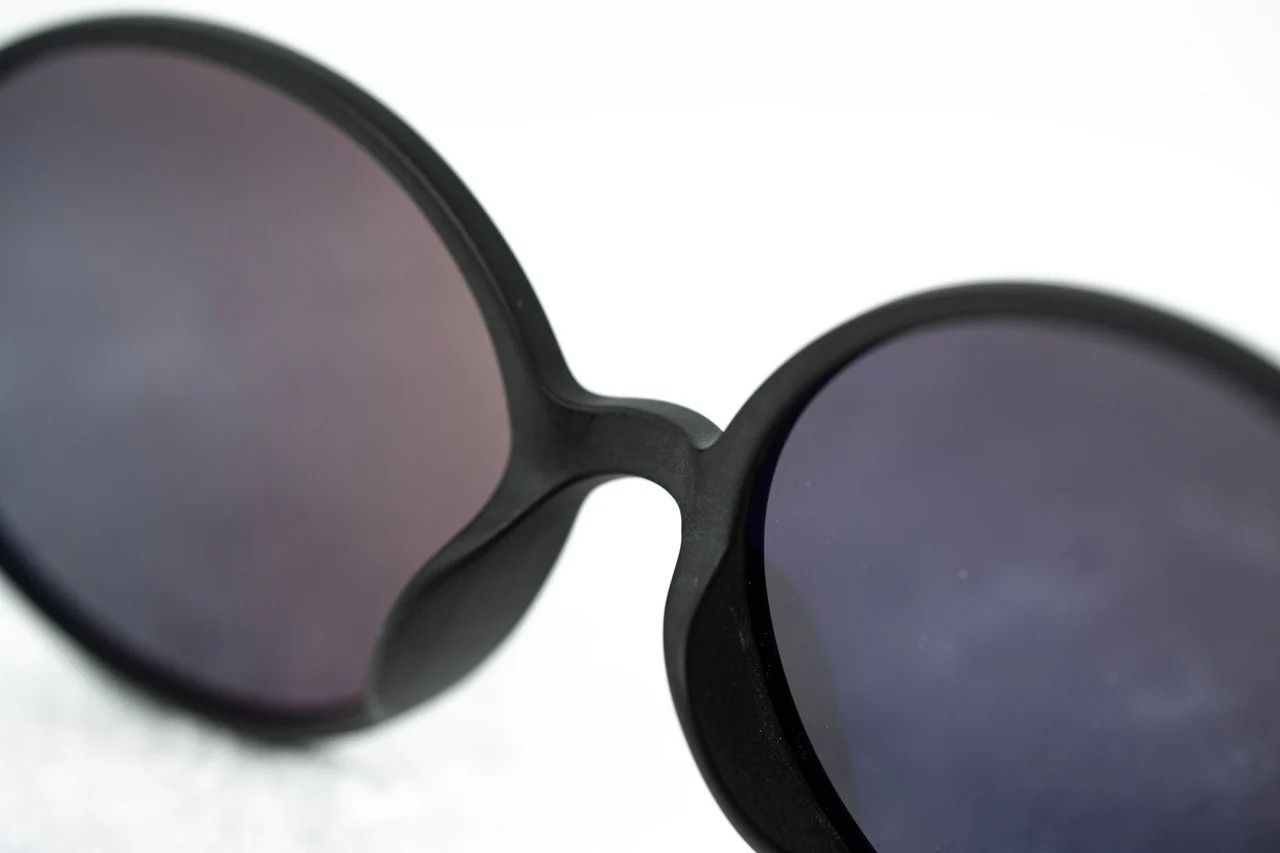 Ann Demeulemeester Ann Demeulemeester Sunglasses Oval Matte Black and Grey Size ONE SIZE - 10 Thumbnail