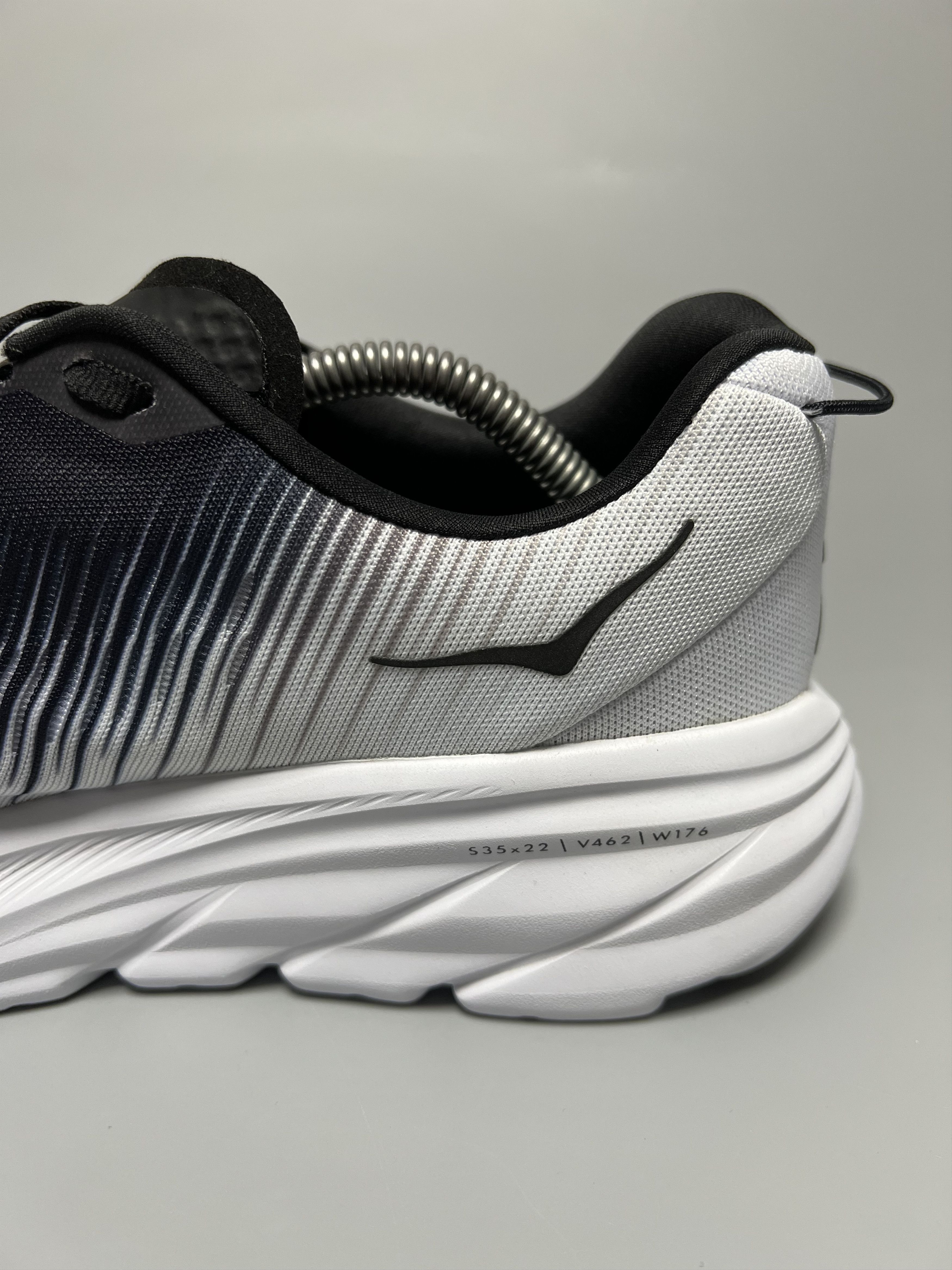 Hoka 10D Hoka One One Rincon 3 Wide Running Shoes Walking Gym Size US 10 / IT 40 - 11 Thumbnail