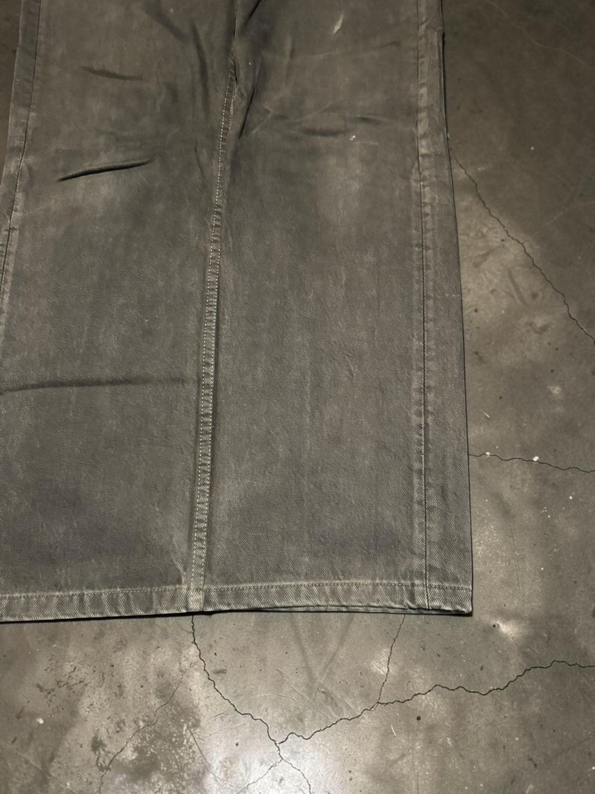 Levi's Vintage Levi's Destroyed Black Jeans Size US 32 / EU 48 - 2 Thumbnail