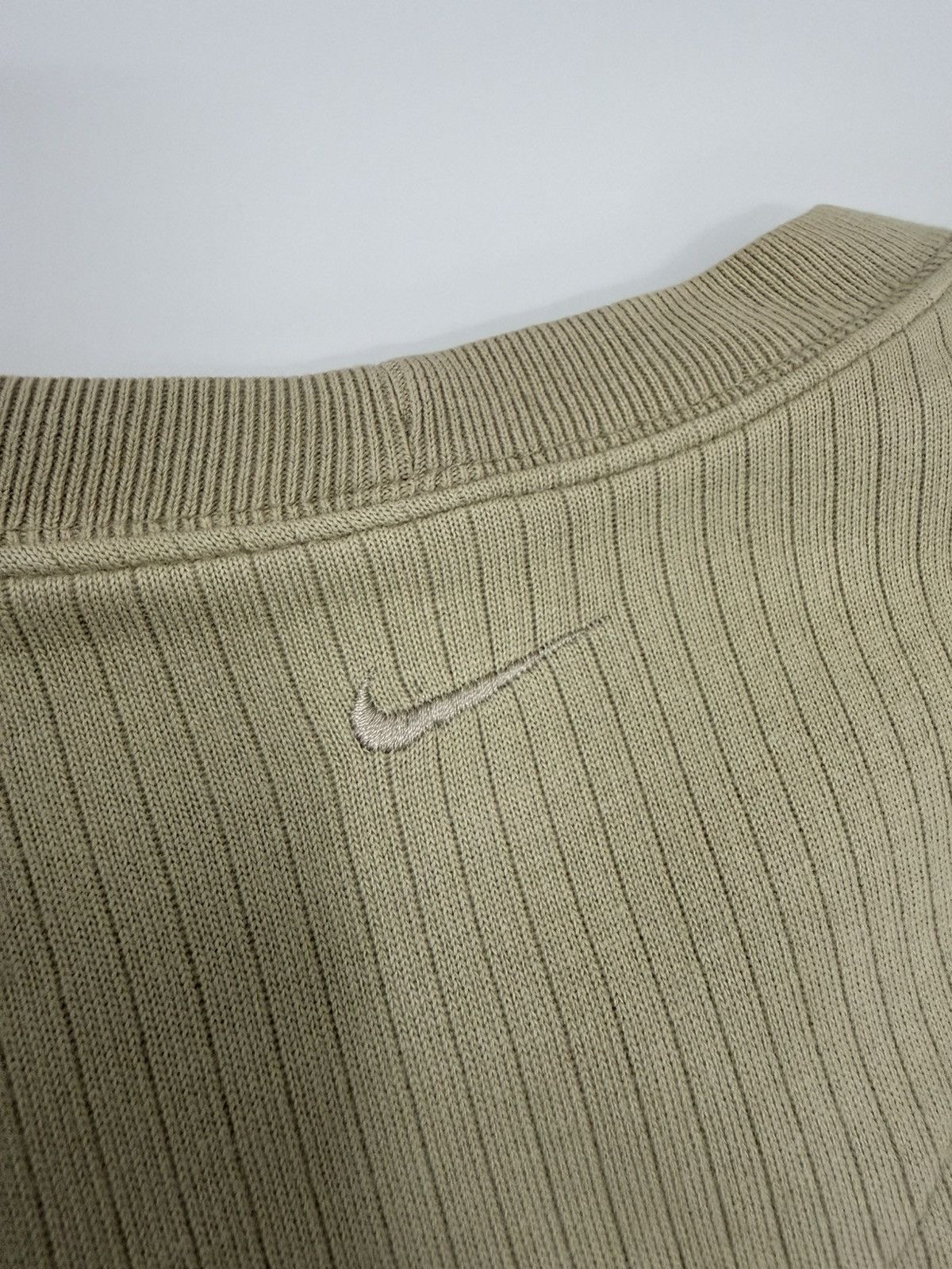 Nike 🔥Vintage 2000 Nike Golf Streetwear Sweatshirt in Beige - XL Size US L / EU 52-54 / 3 - 14 Thumbnail